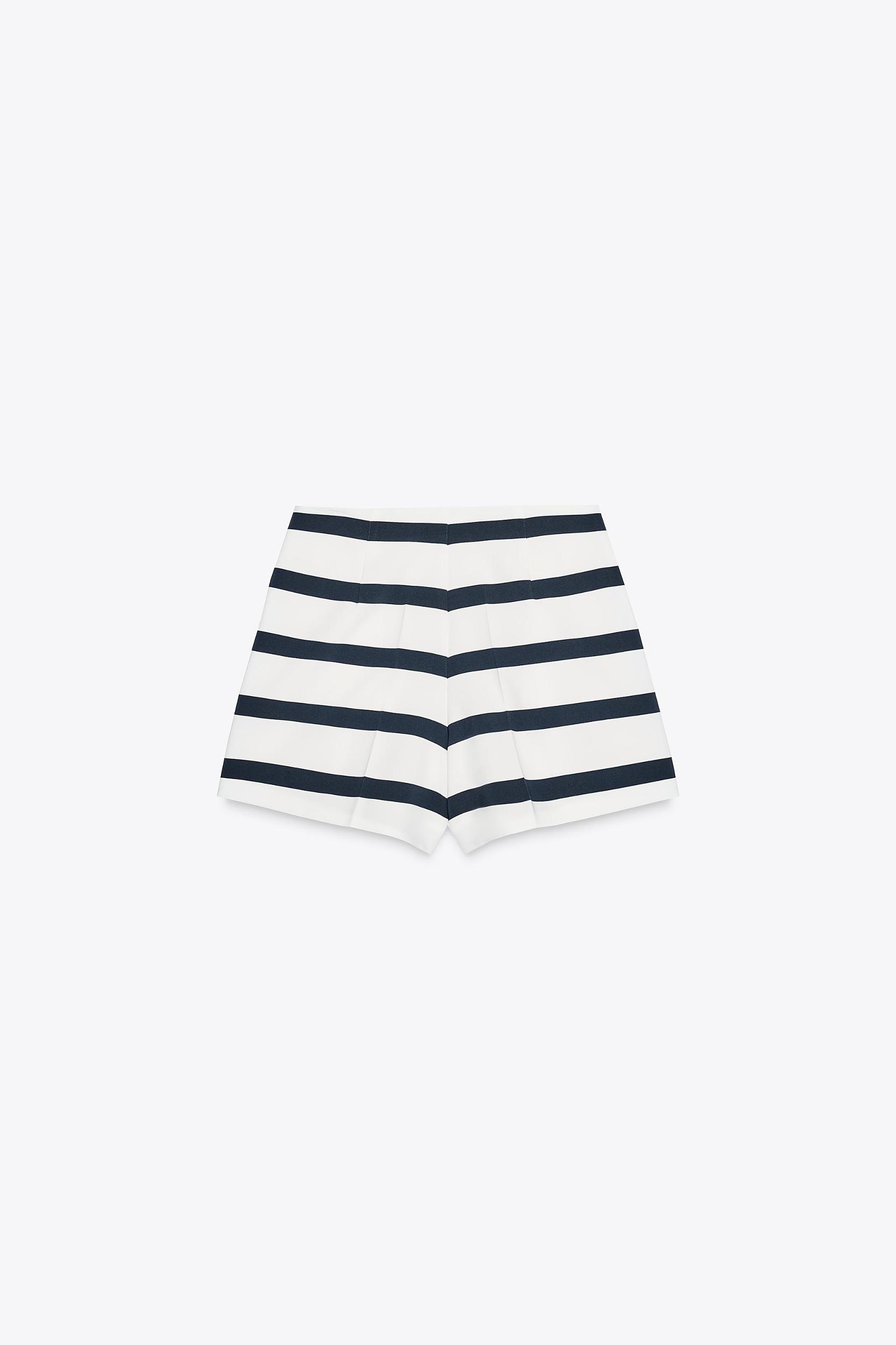 PLEATED STRIPED SHORTS Product Image