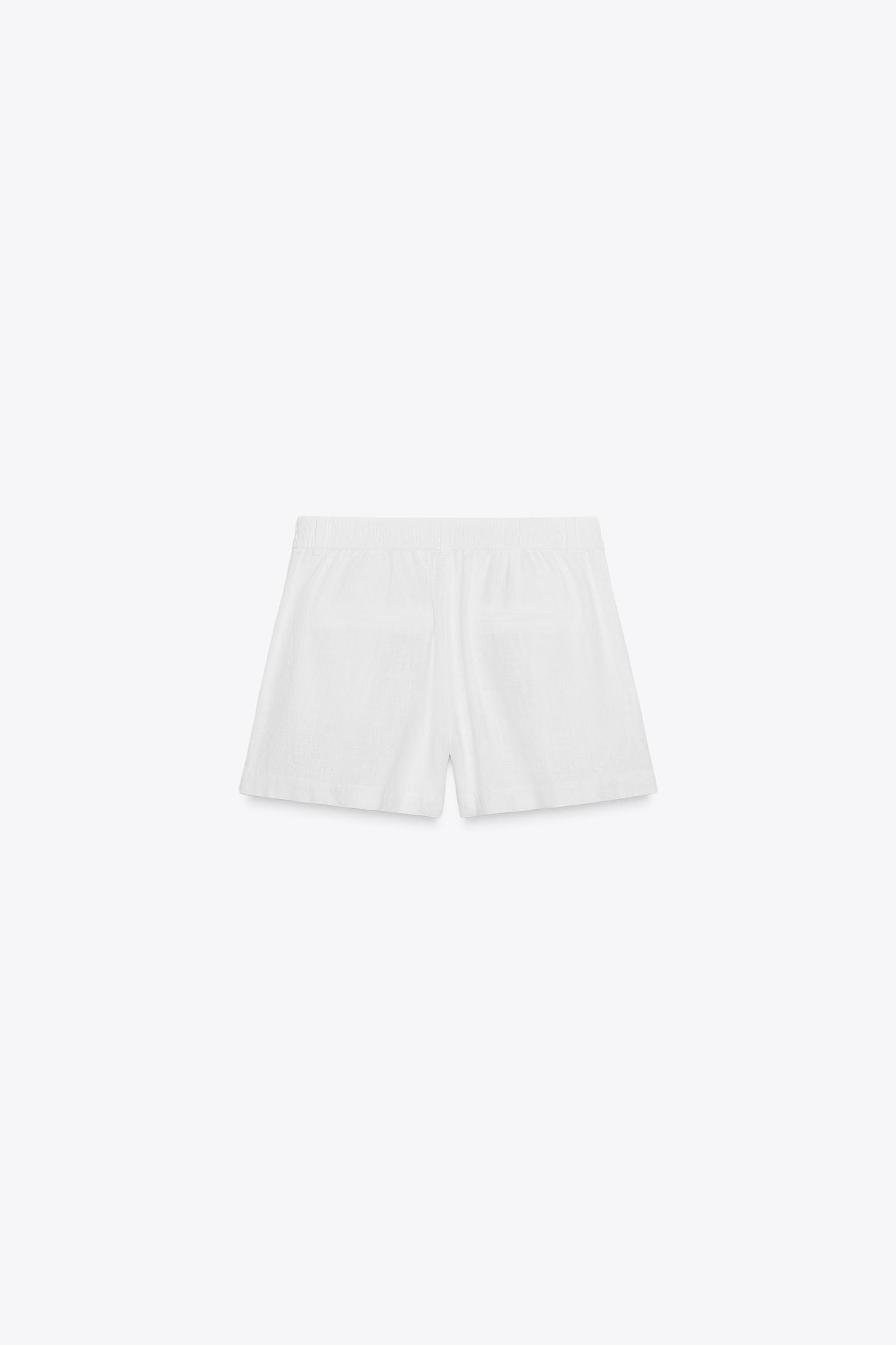 LINEN PLEATED BERMUDA SHORTS Product Image