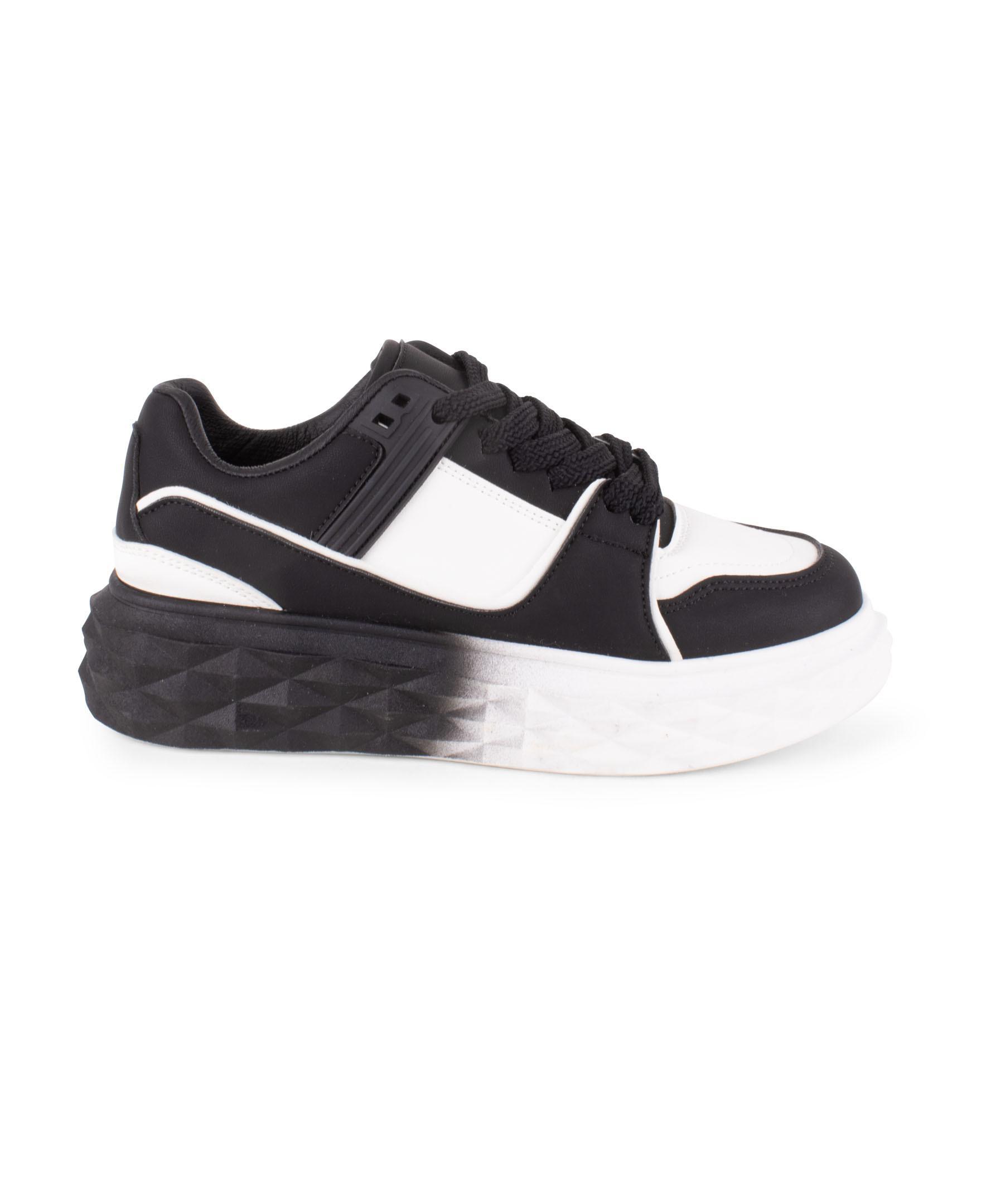 Women's Wanted Jet Platform Sneakers Product Image