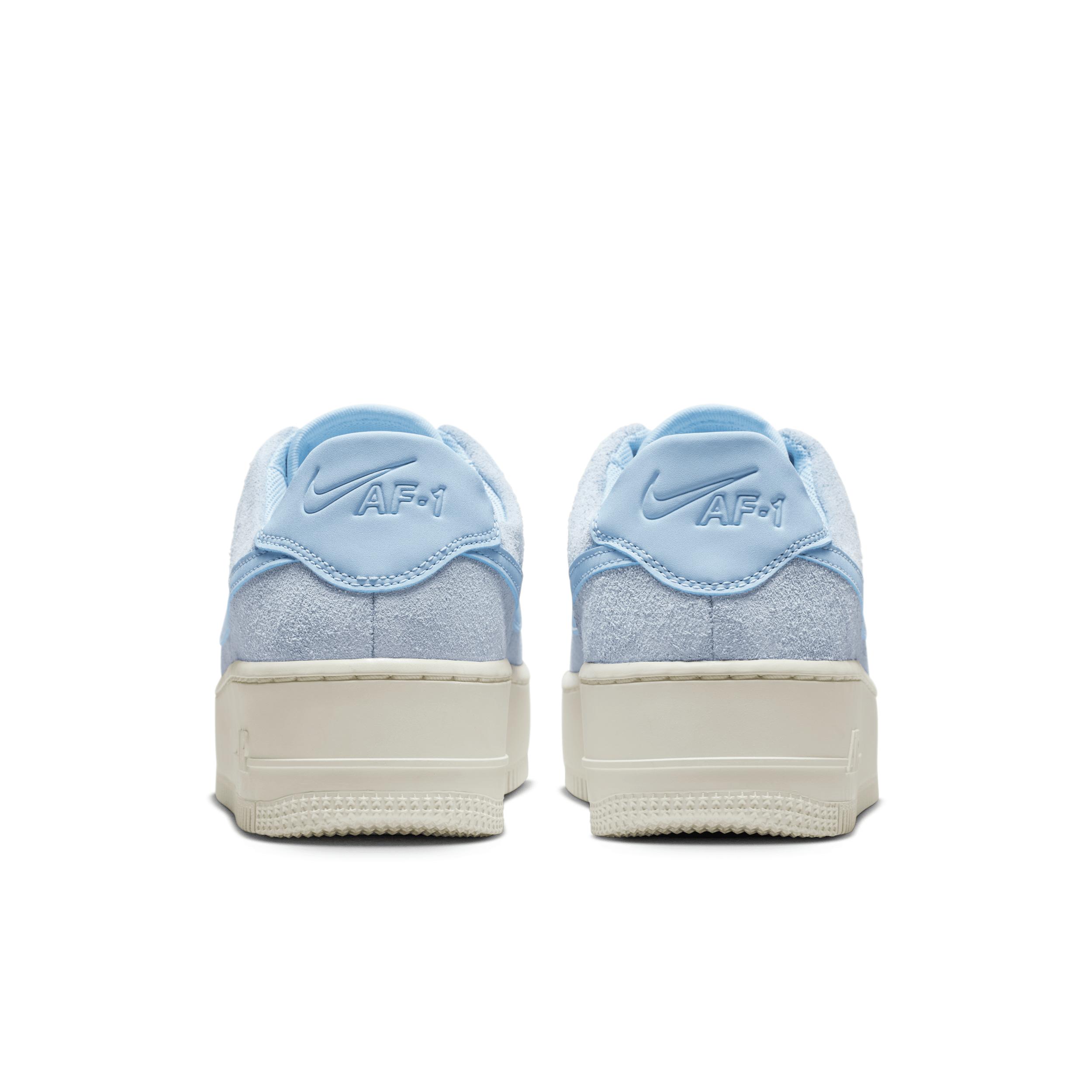 Nike Womens Air Force 1 Sage Low Shoes | AR5339-403 Product Image