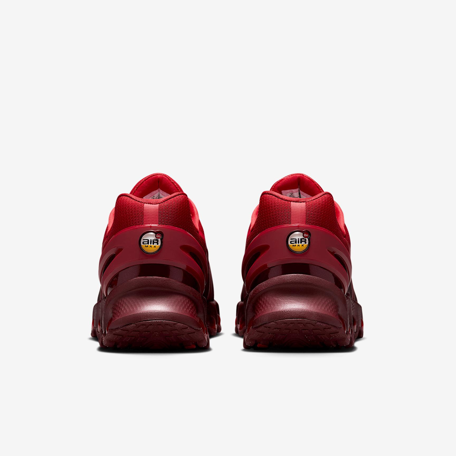 Nike Air Max Dn8 Women's Shoes Product Image