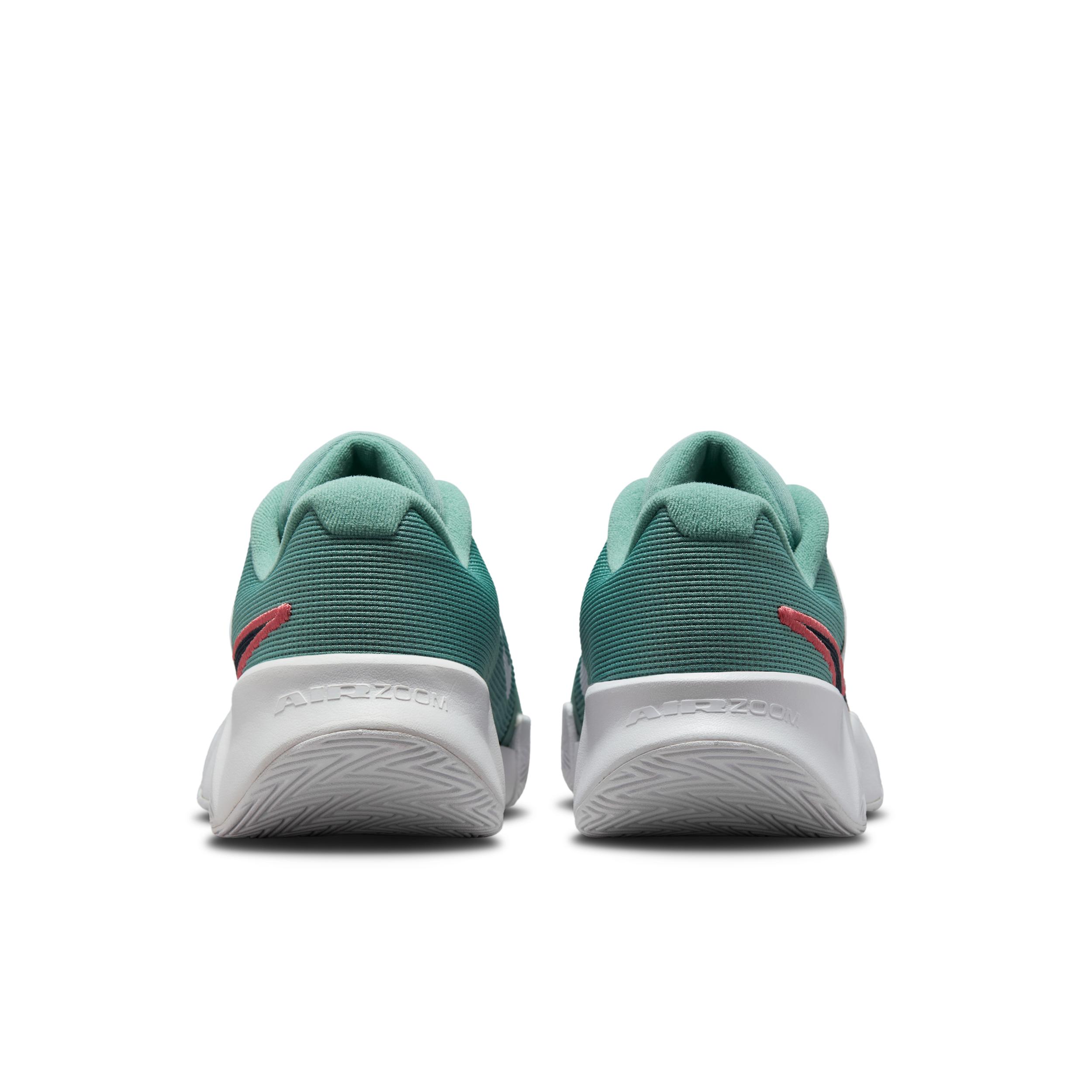 Nike Mens GP Challenge Pro Hard Court Tennis Shoes | FB3145-004 Product Image