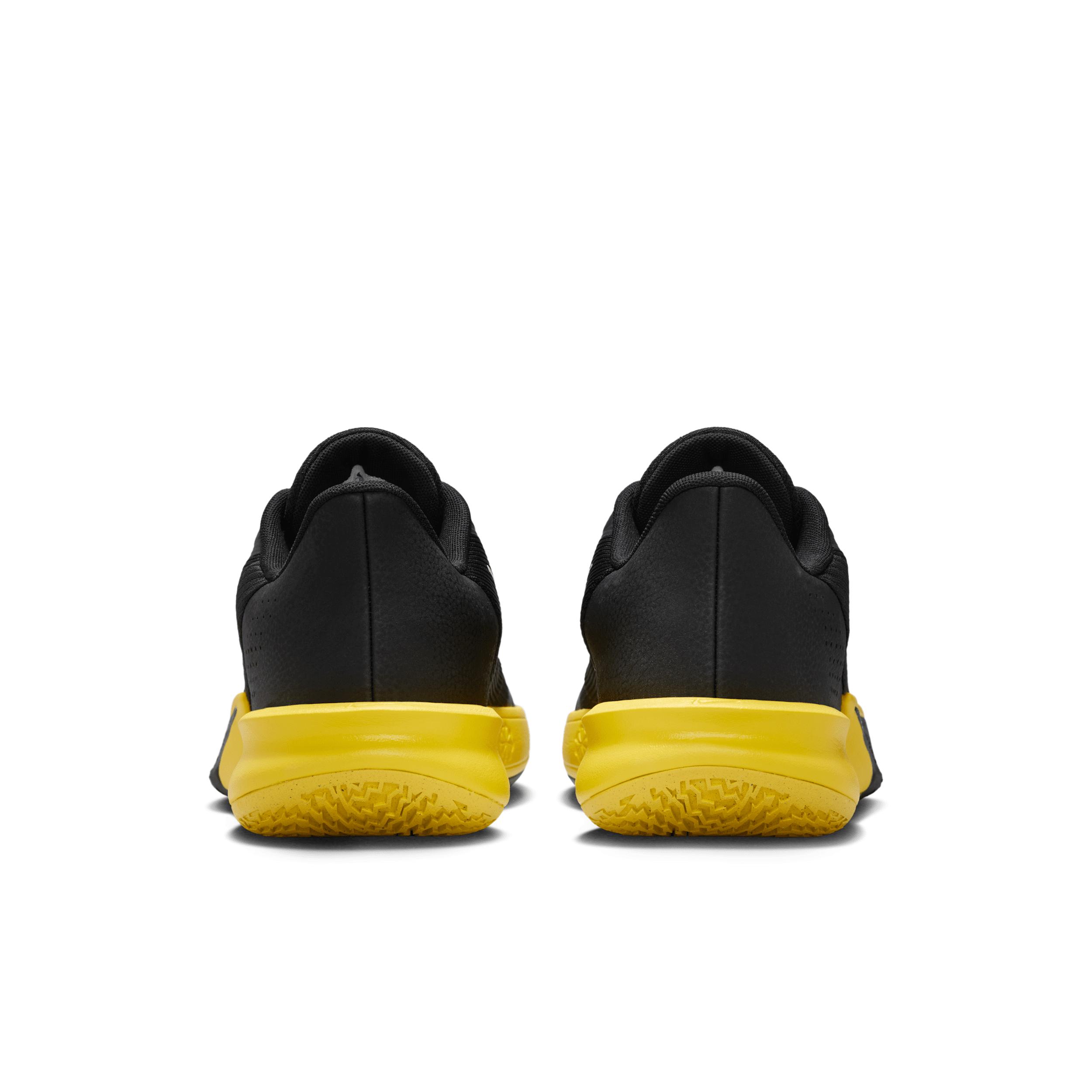 Nike Men's Precision 7 Basketball Shoes Product Image