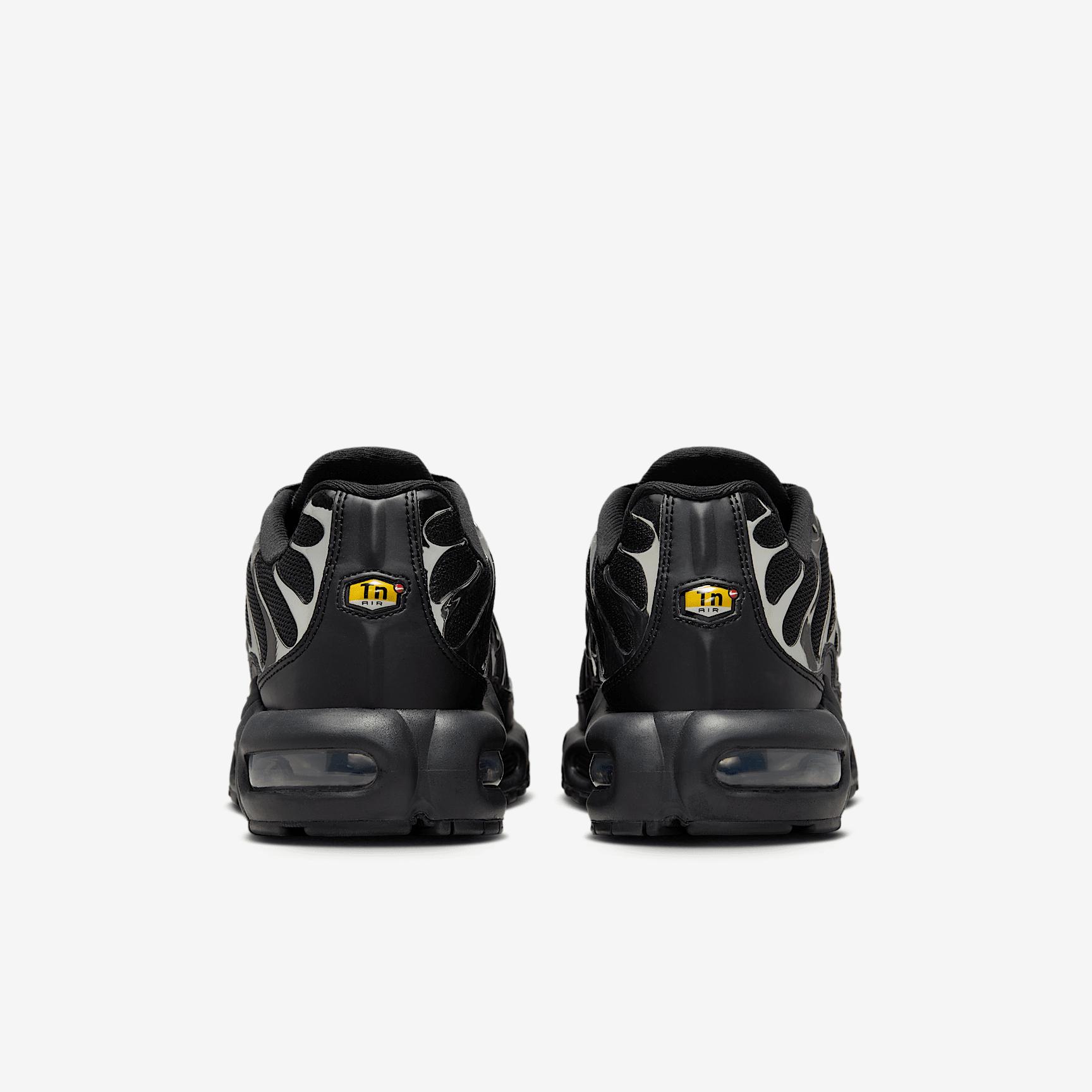 Nike Air Max Plus SE Women's Shoes Product Image