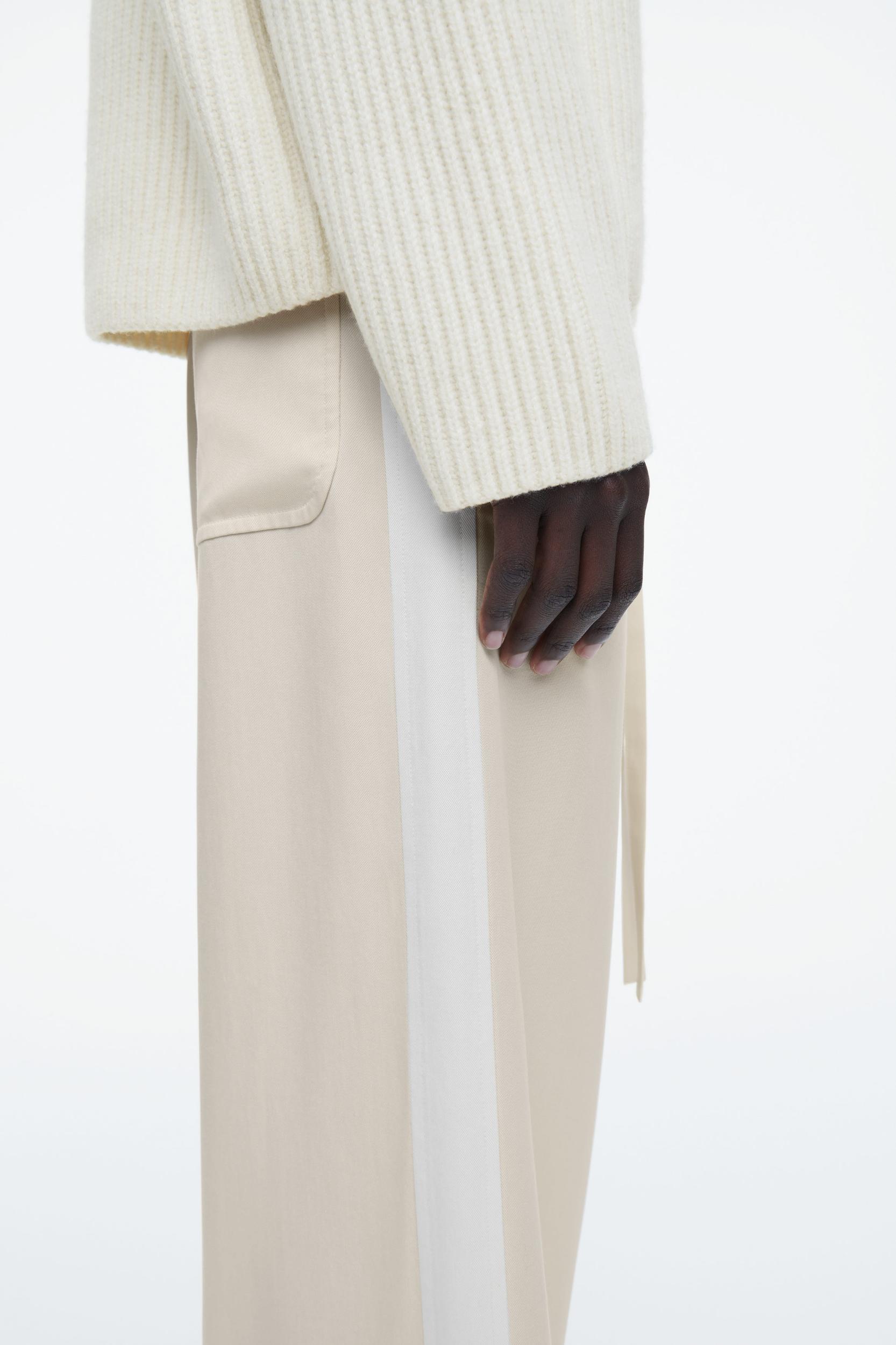 TIE-DETAIL WIDE-LEG PANTS Product Image