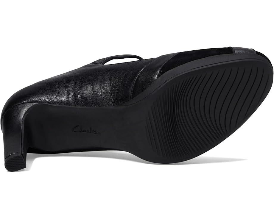 Women's Clarks Ambyr Light Product Image