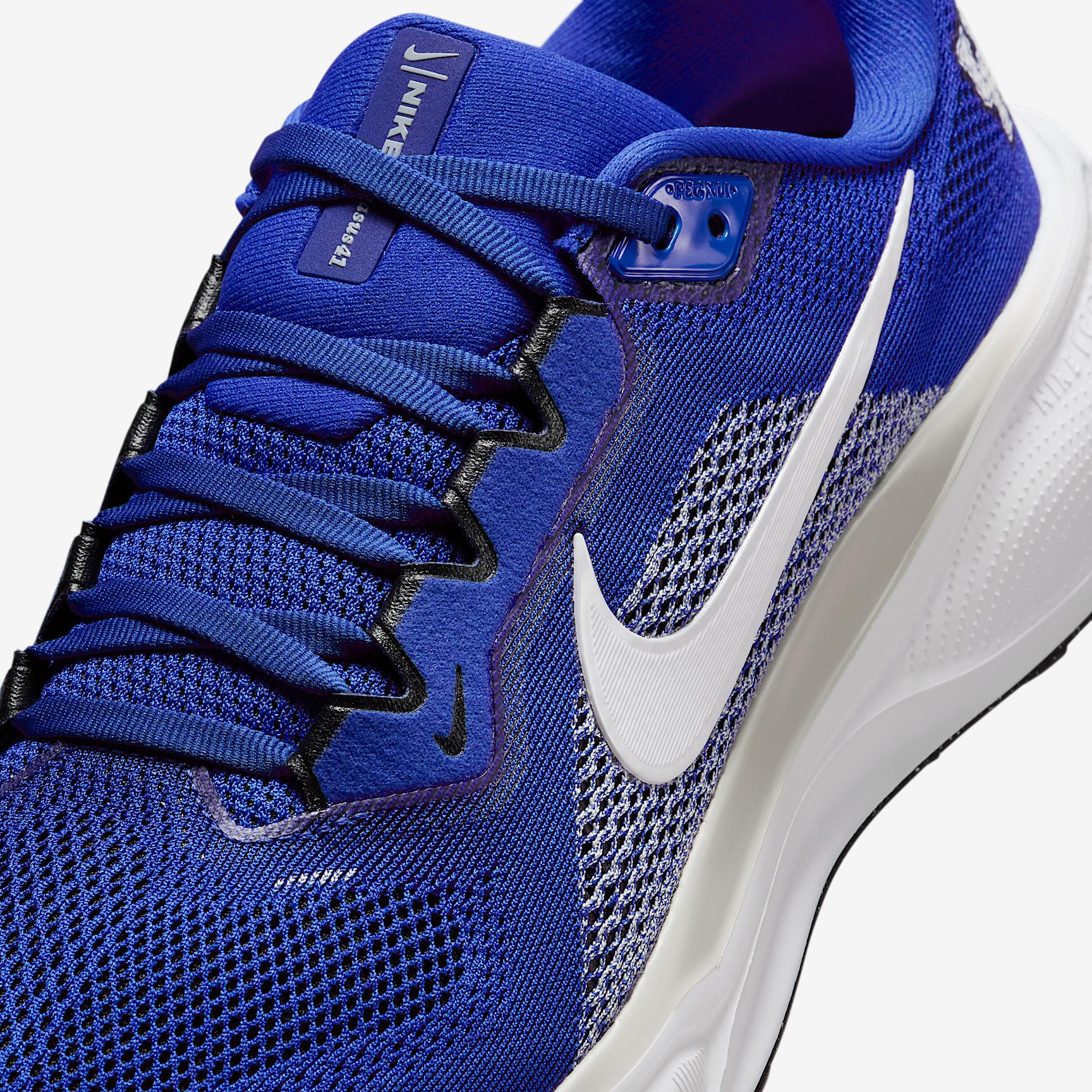 Kentucky Pegasus 41 Men's Nike College Road Running Shoes Product Image