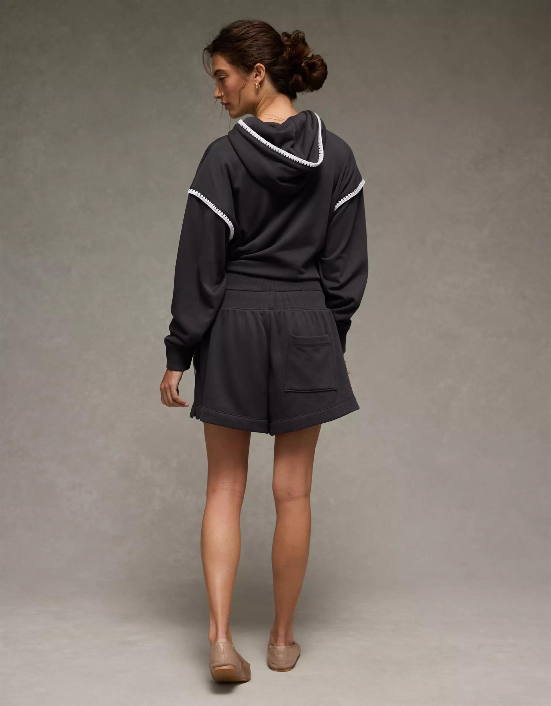 AE Contrast Stitch Fleece Short Product Image