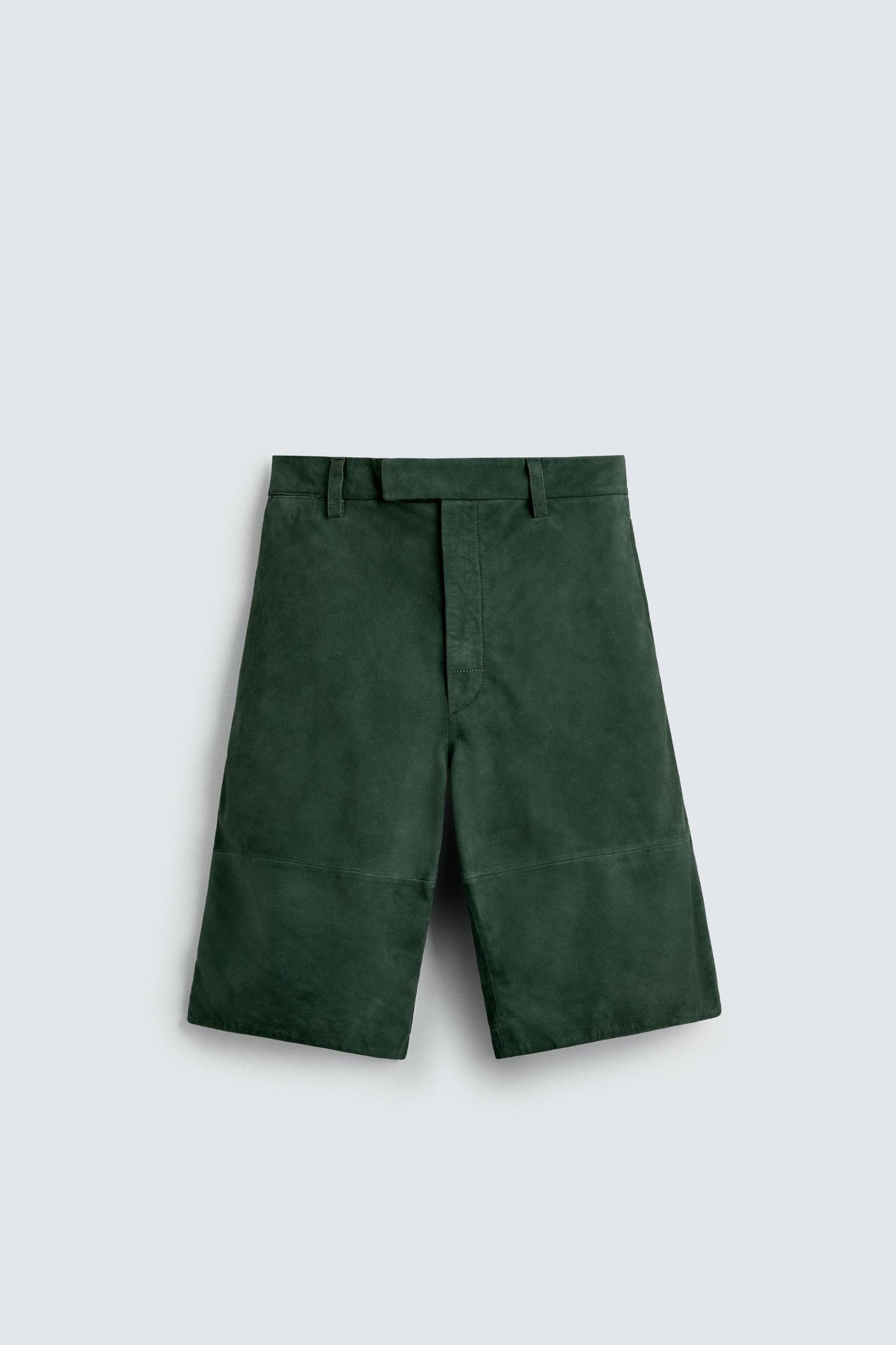 RELAXED FIT SUEDE LEATHER SHORTS Product Image