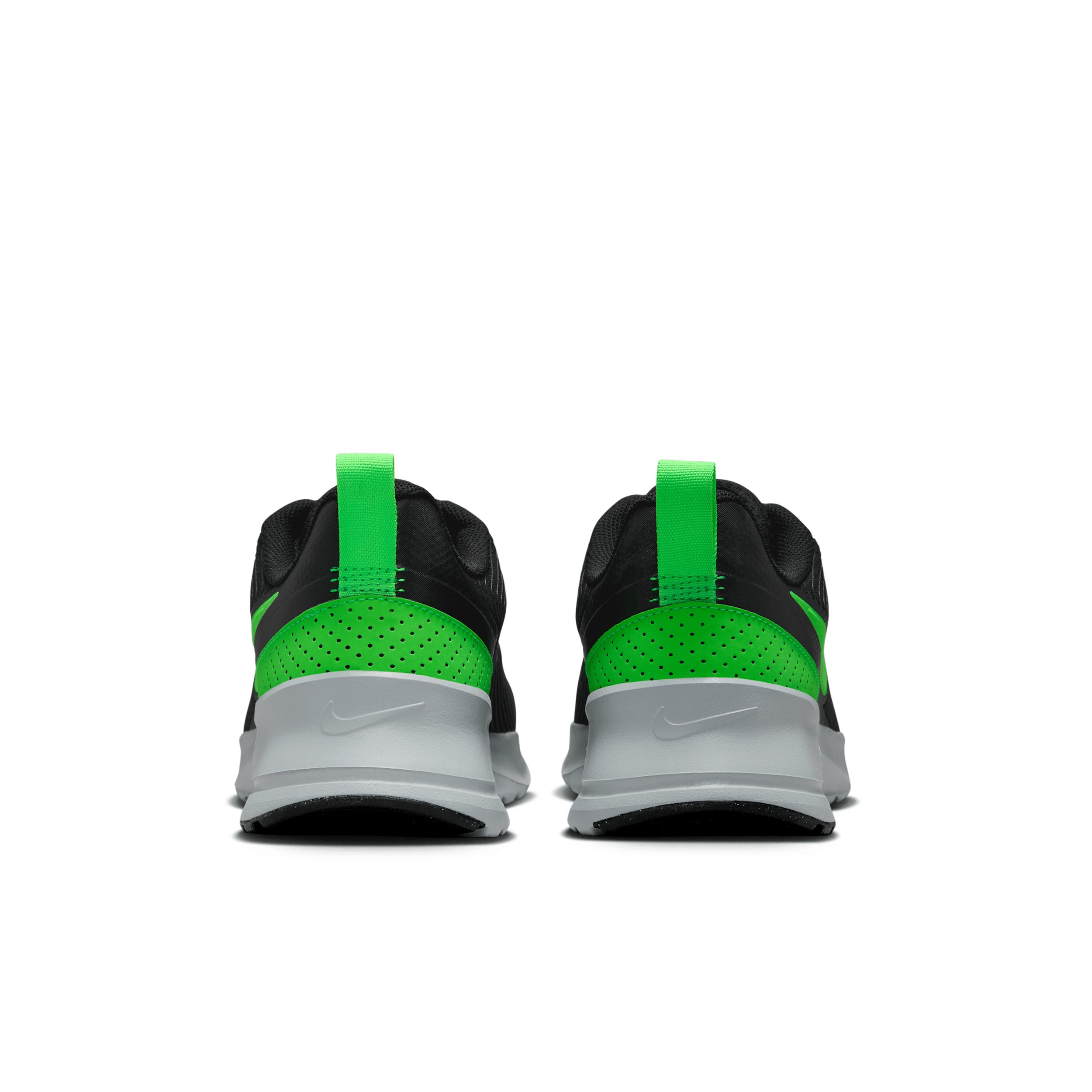 Nike Air Max Nuaxis Men's Shoes Product Image