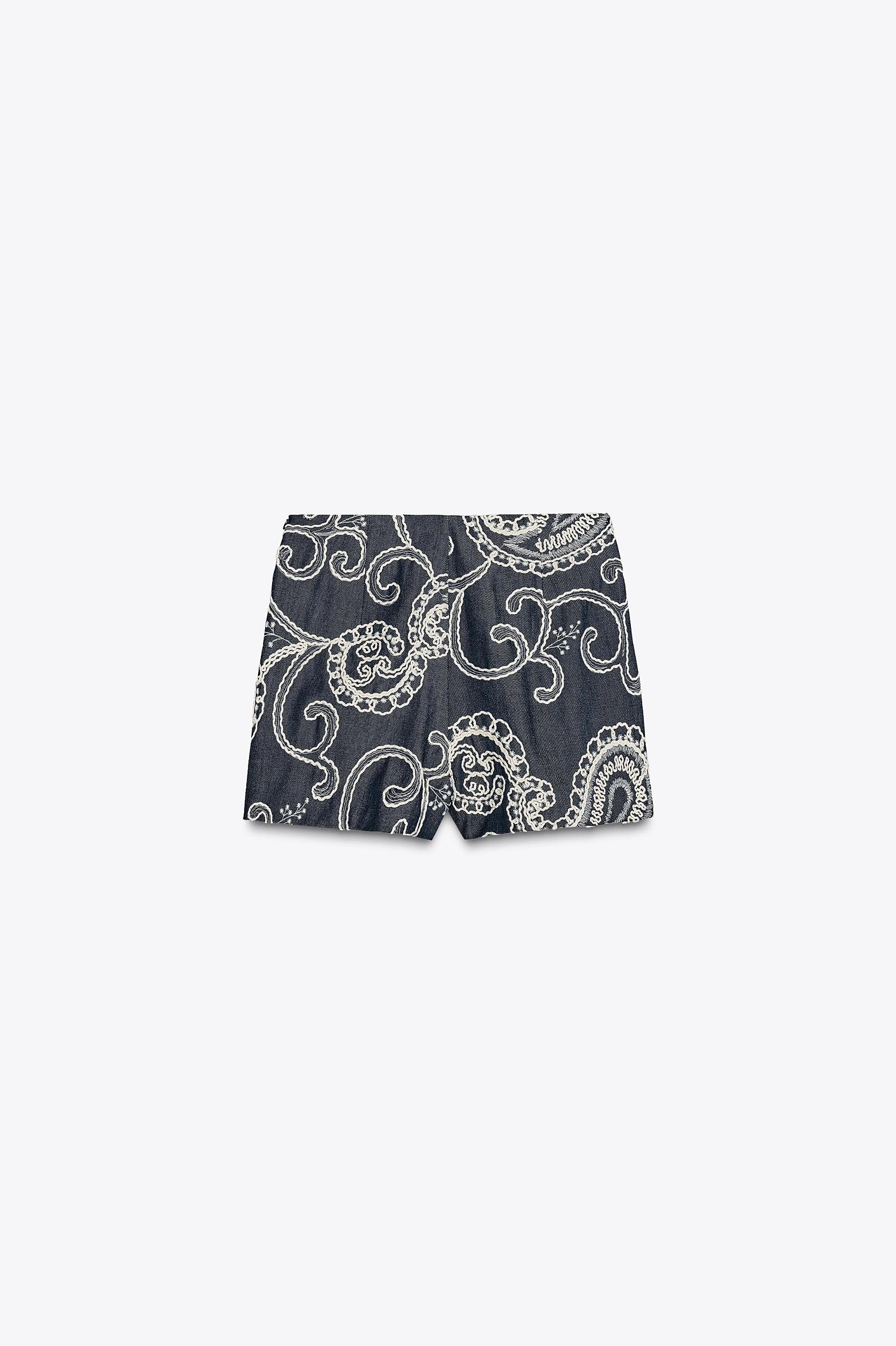 EMBROIDERED SKORT Product Image