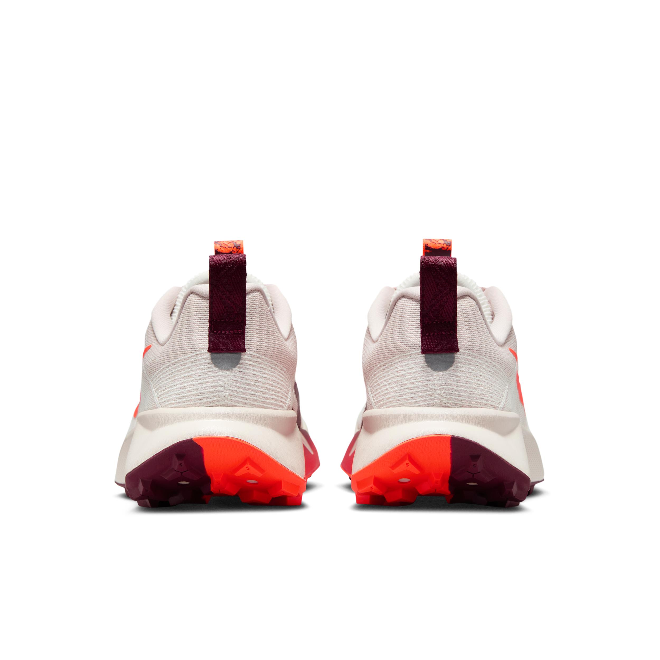 Nike Womens Wildhorse 10 Trail Running Shoes | FV2337-102 Product Image