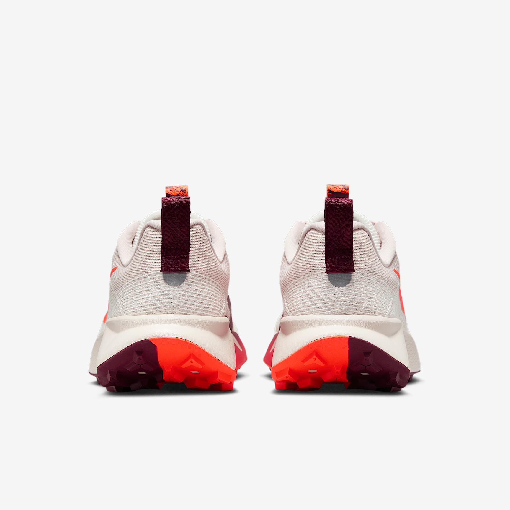 Nike Womens Wildhorse 10 Trail Running Shoes | FV2337-102 Product Image