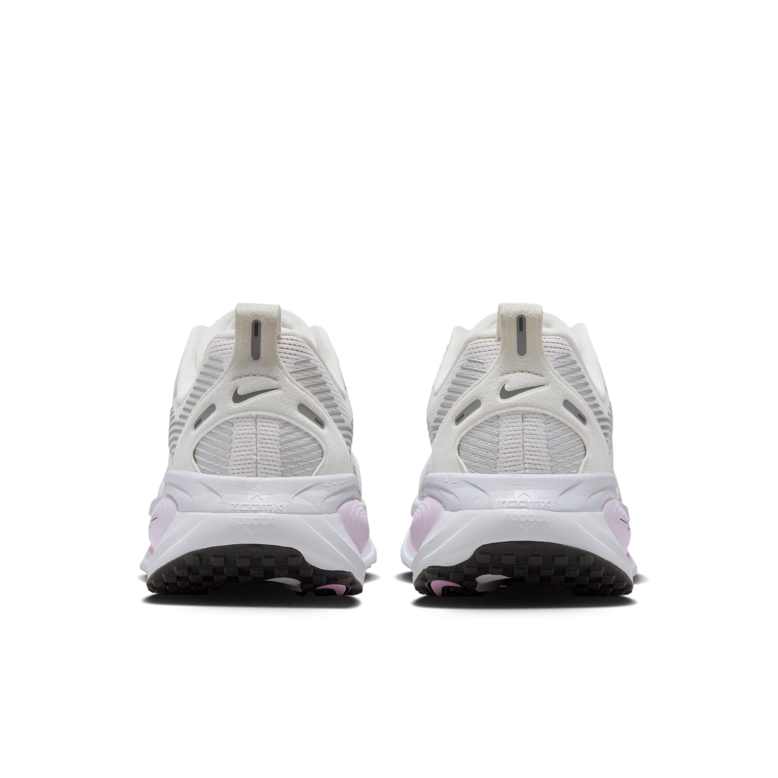 Nike Womens Vomero 18 Road Running Shoes | IM2503-133 Product Image