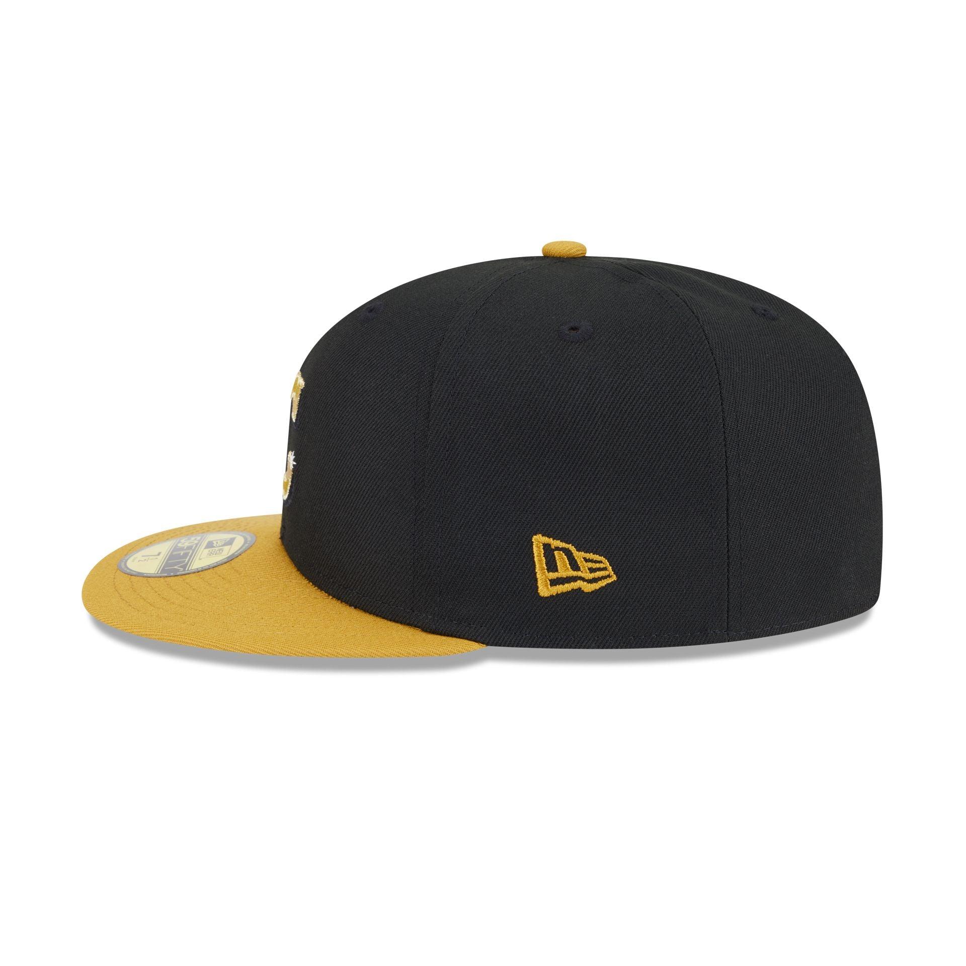 New York Yankees Metallic Gold Logo 59FIFTY Fitted Hat Male Product Image
