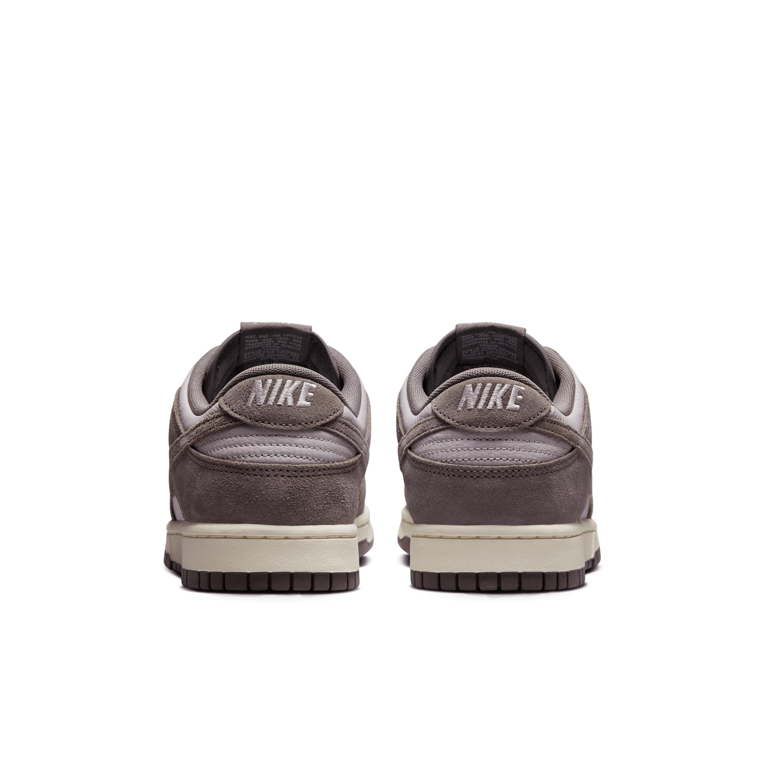 Nike Dunk Low Retro SE Leather/Suede Men's Shoes Product Image