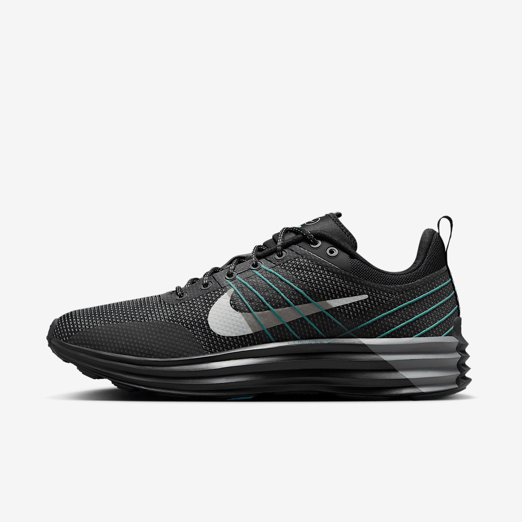 Nike Men's Lunar Roam Premium Shoes Product Image