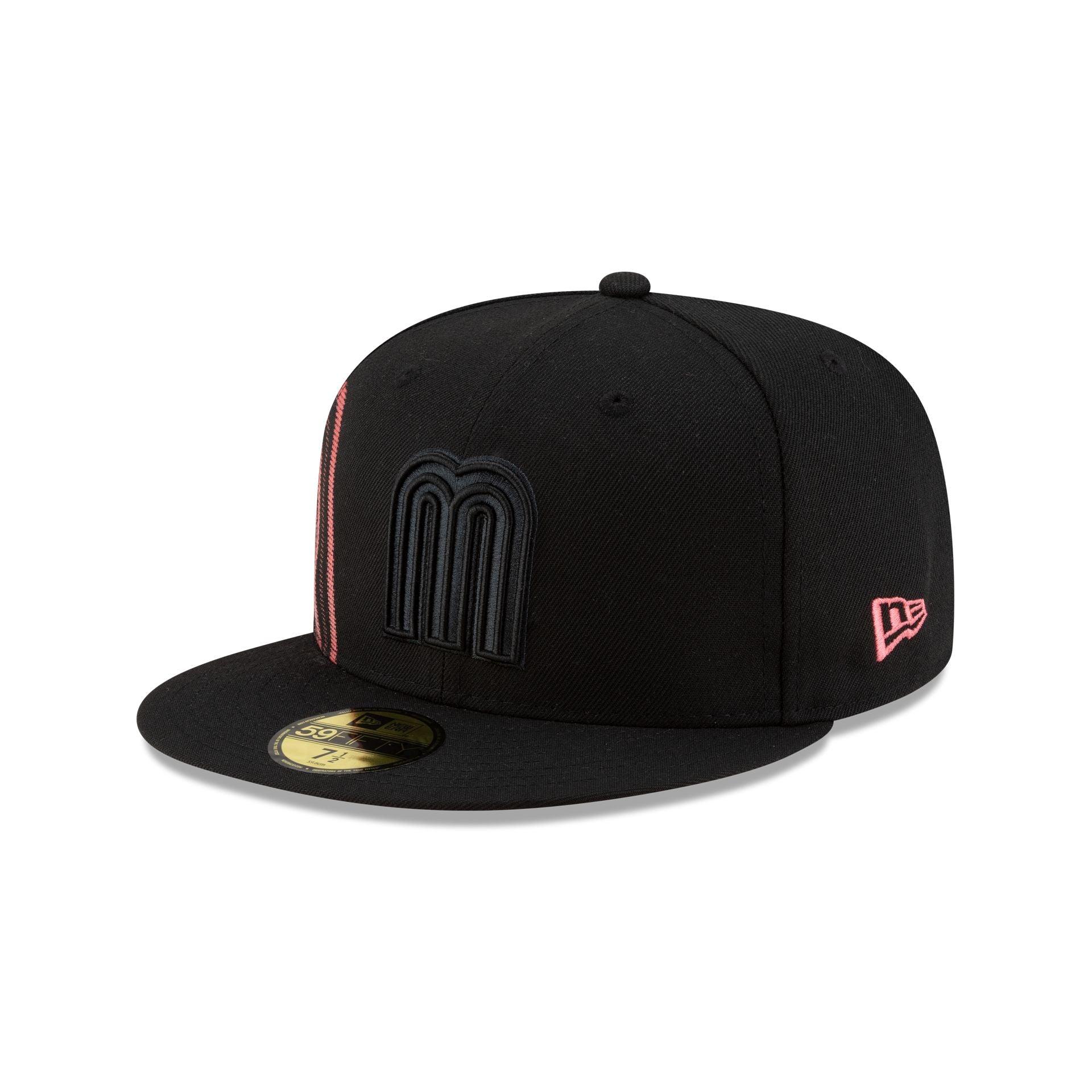 Mexico Baseball Black on Black 59FIFTY Fitted Hat Male Product Image