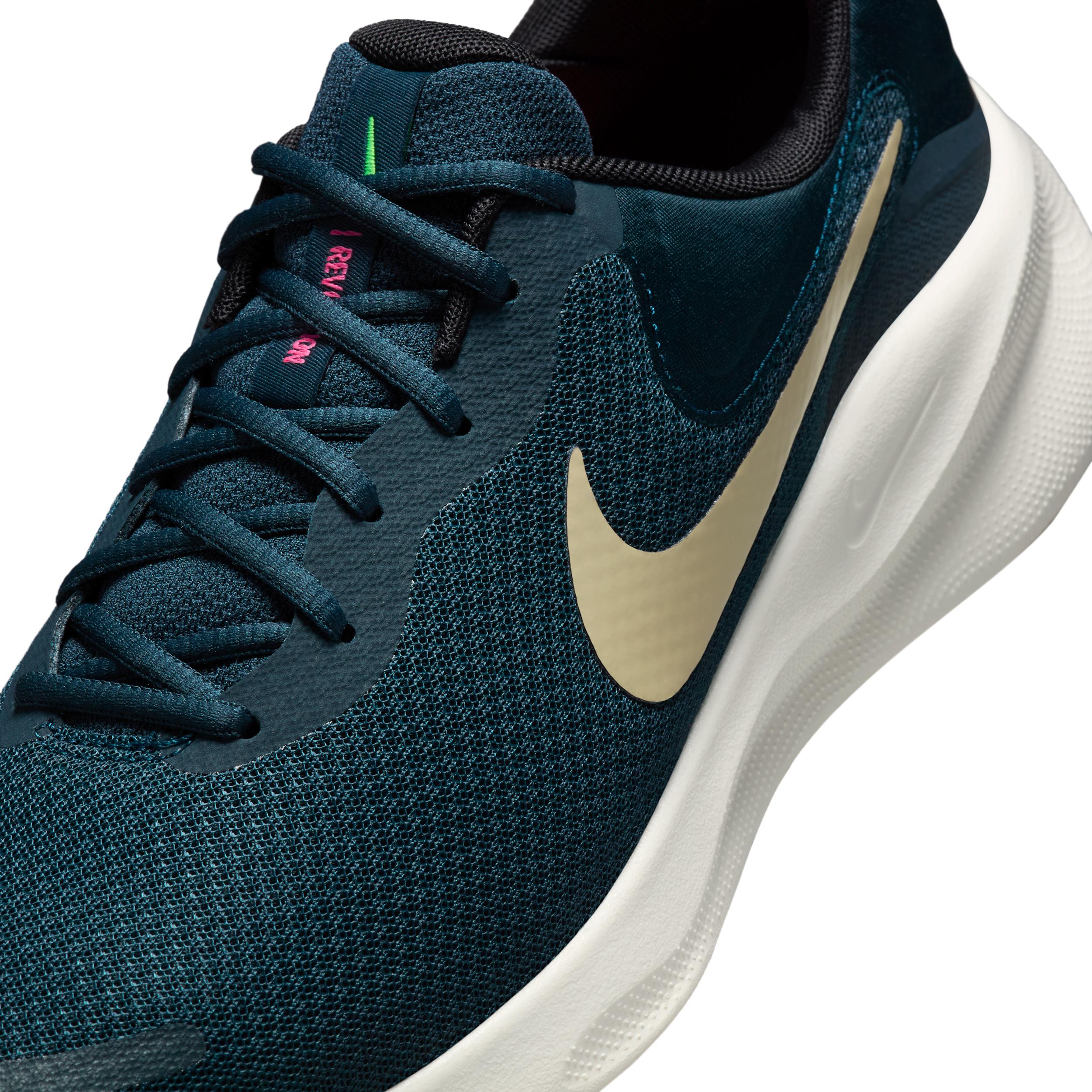 Nike Men's Revolution 7 Road Running Shoes Product Image
