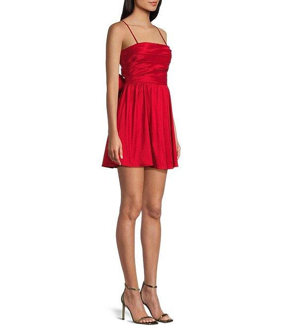 City Vibe Square Neck Pleated Tube Bow Back Dress Product Image