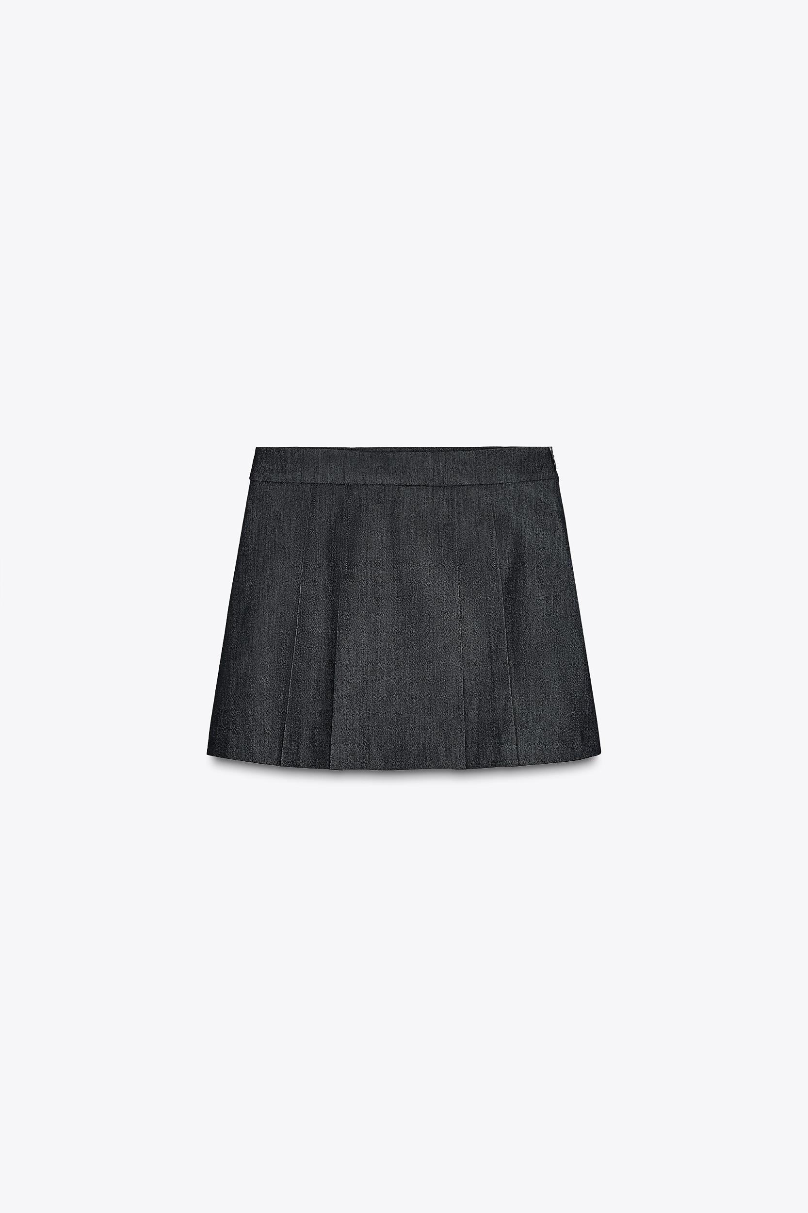 PLEATED SKORT Product Image