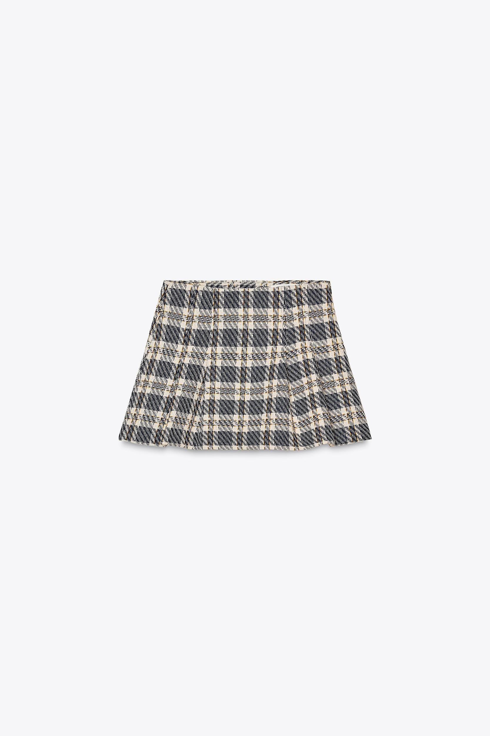 PLAID TEXTURED PLEATED SKORT Product Image