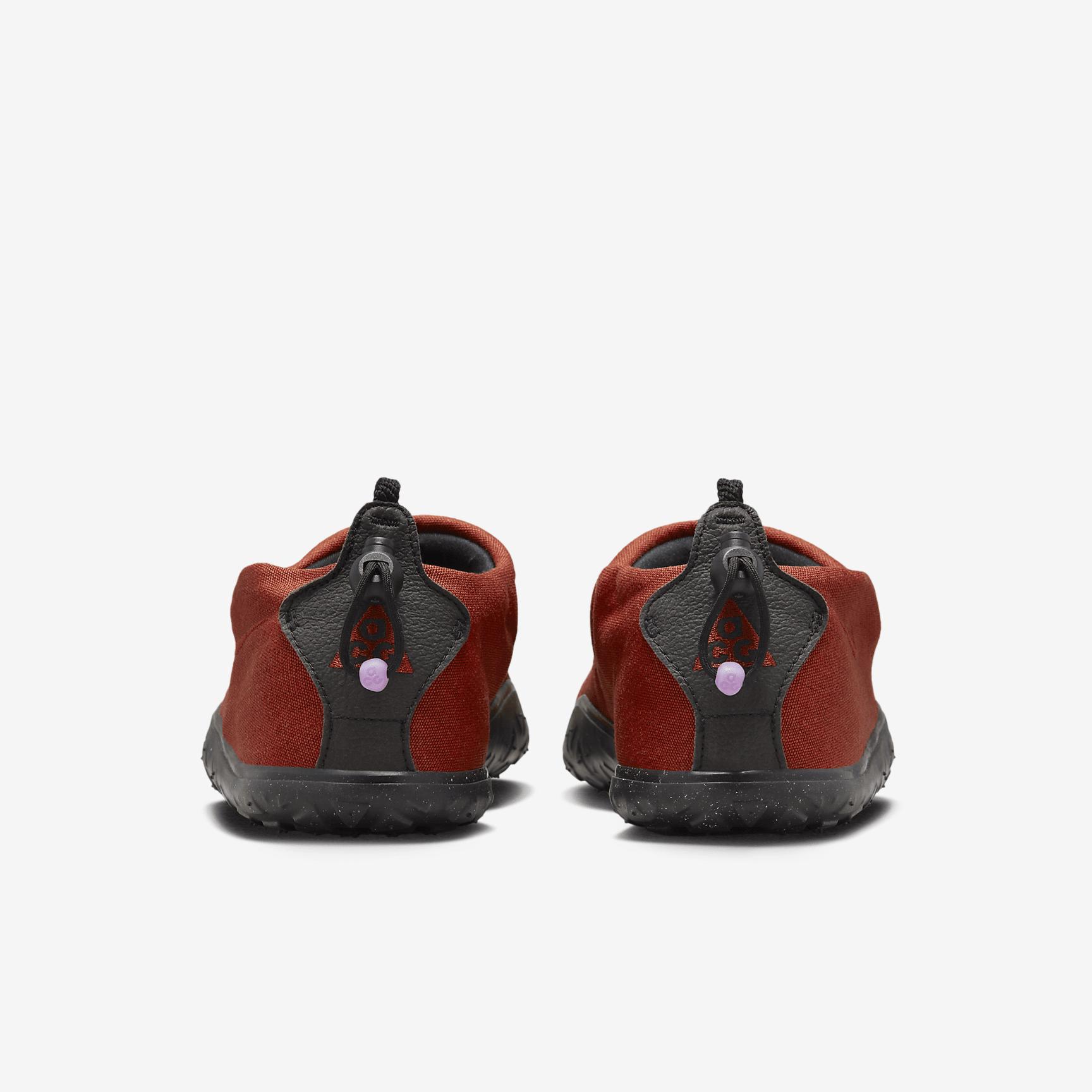Men's Nike ACG Moc Shoes Product Image