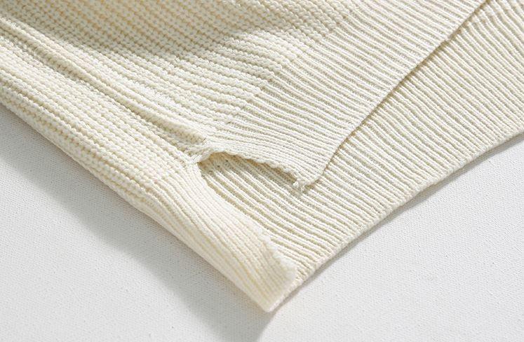 RT No. 6157 KNITTED PULLOVER ROUND NECK SWEATER Product Image