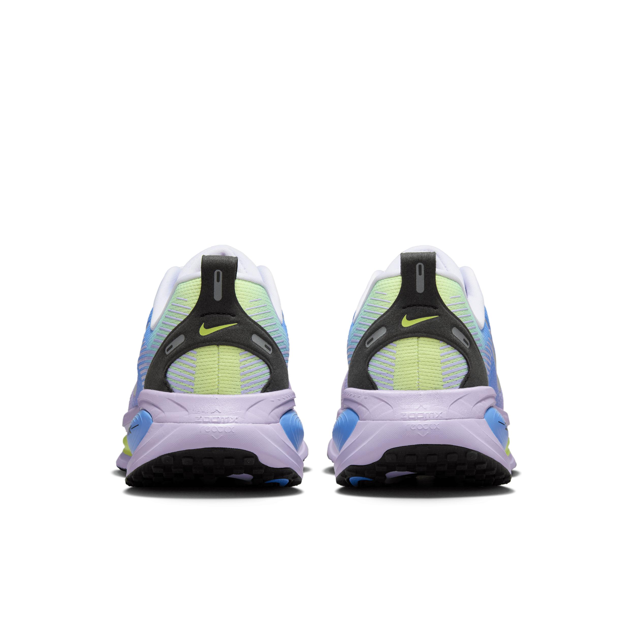 Nike Women's Vomero 18 SE Road Running Shoes Product Image