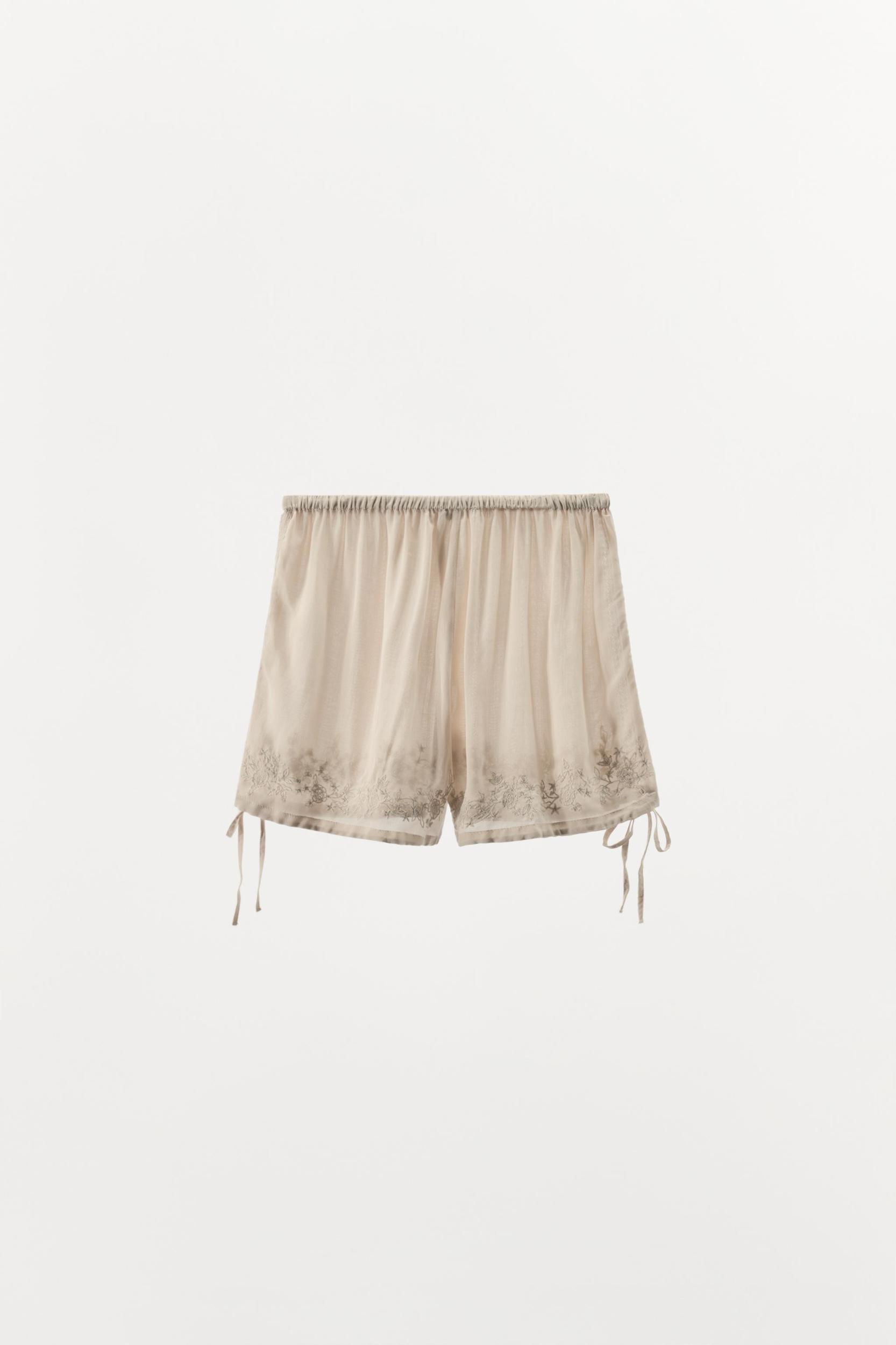 EMBROIDERED BEADED SHORTS Product Image
