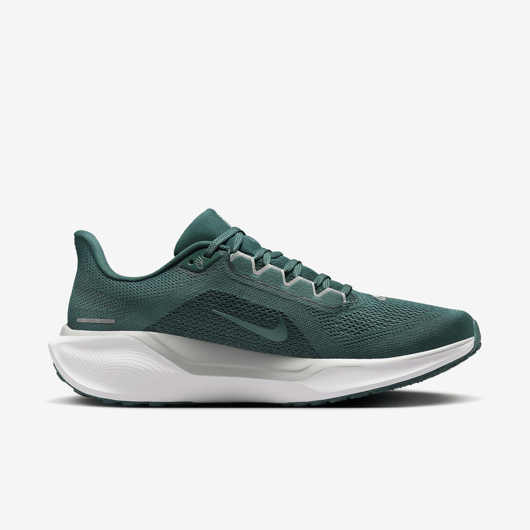 Nike Pegasus 41 NFL Philadelphia Eagles Men's Road Running Shoes Product Image