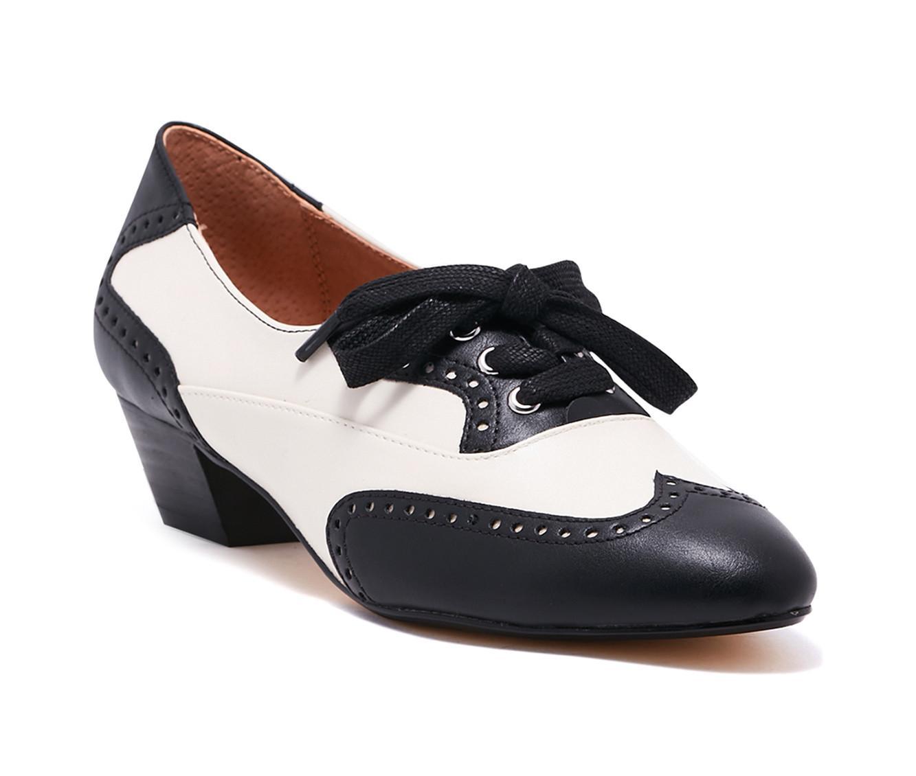 Women's Chelsea Crew Demi Low Heel Oxfords Product Image