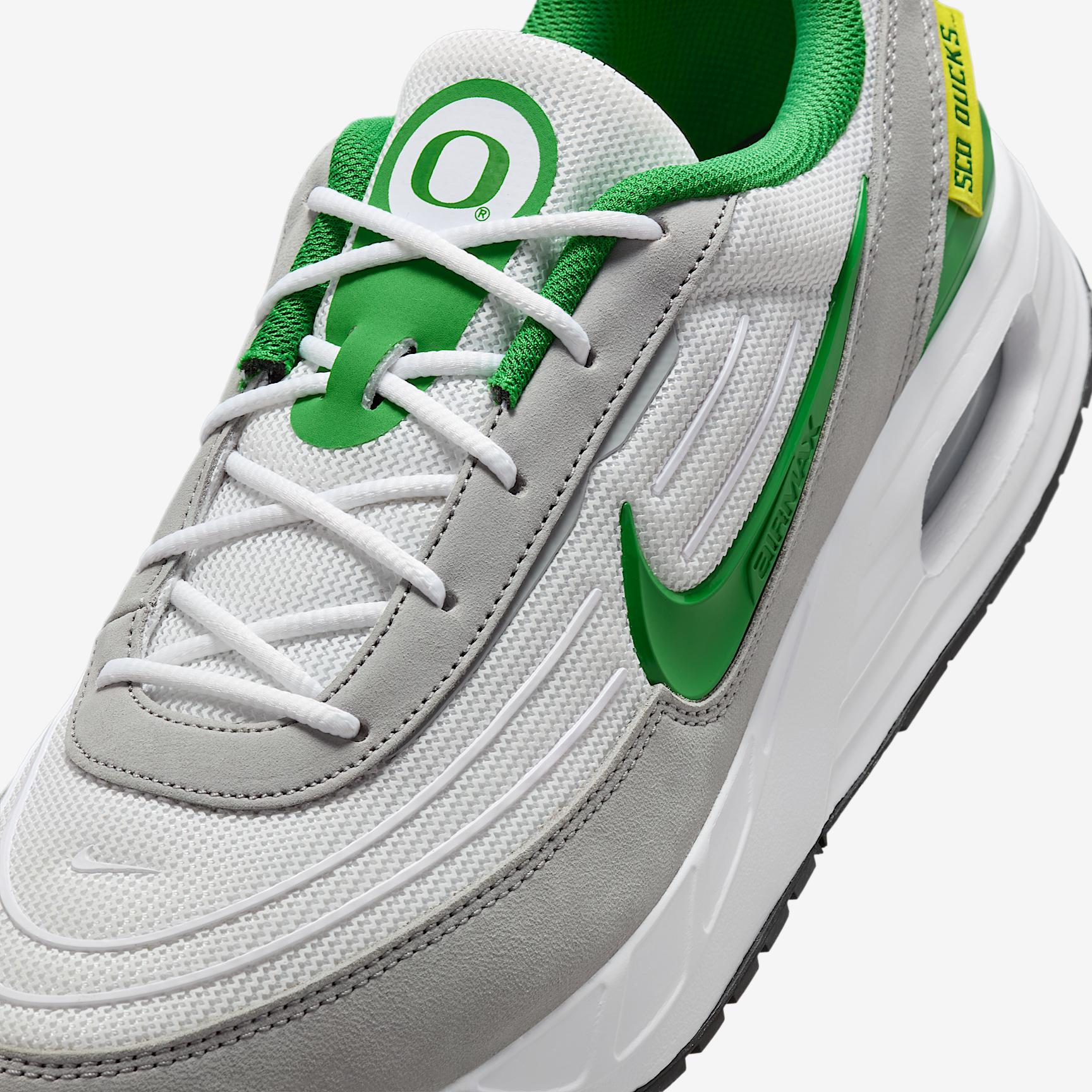 Nike College Air Max Verse (Oregon) Men's Shoes Product Image
