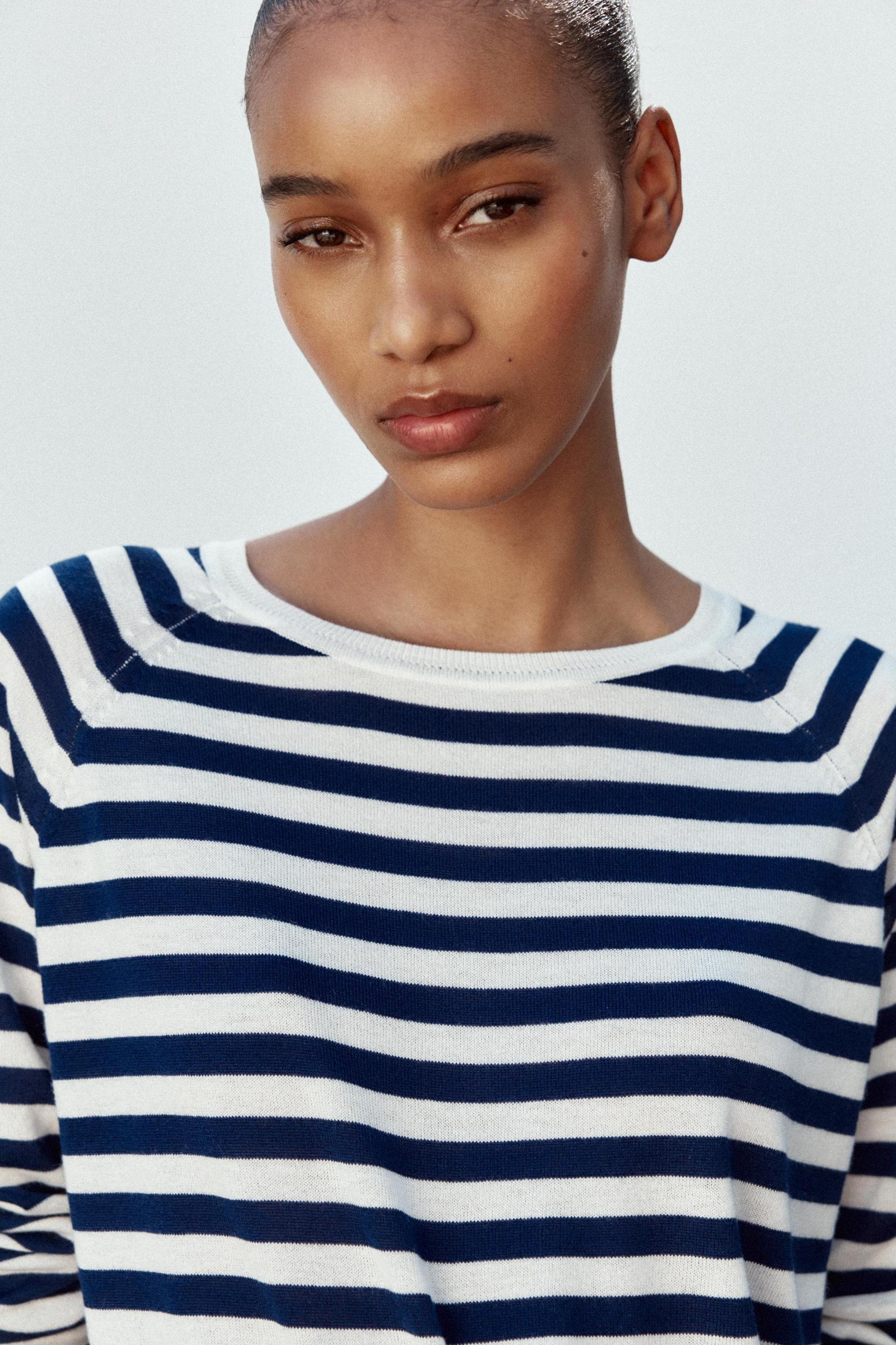 STRIPED FINE KNIT SWEATER Product Image