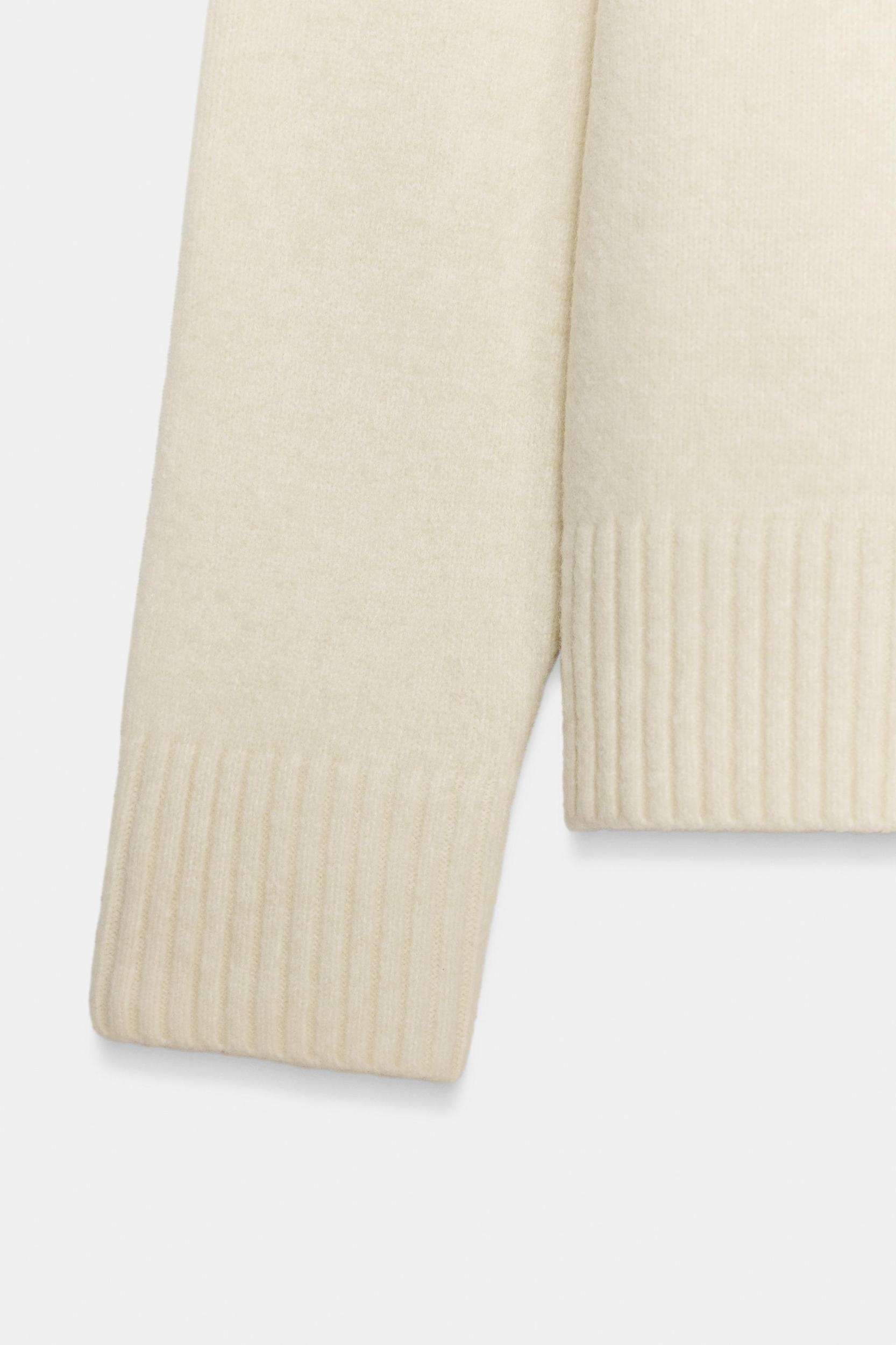 BASIC KNIT JUMPER Product Image