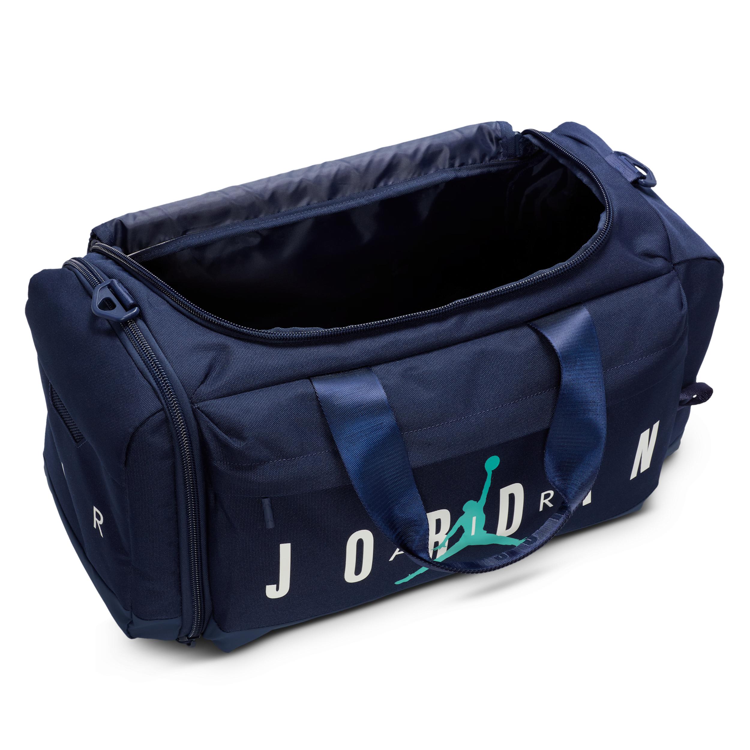 Men's Jordan Duffel Bag (46L) Product Image