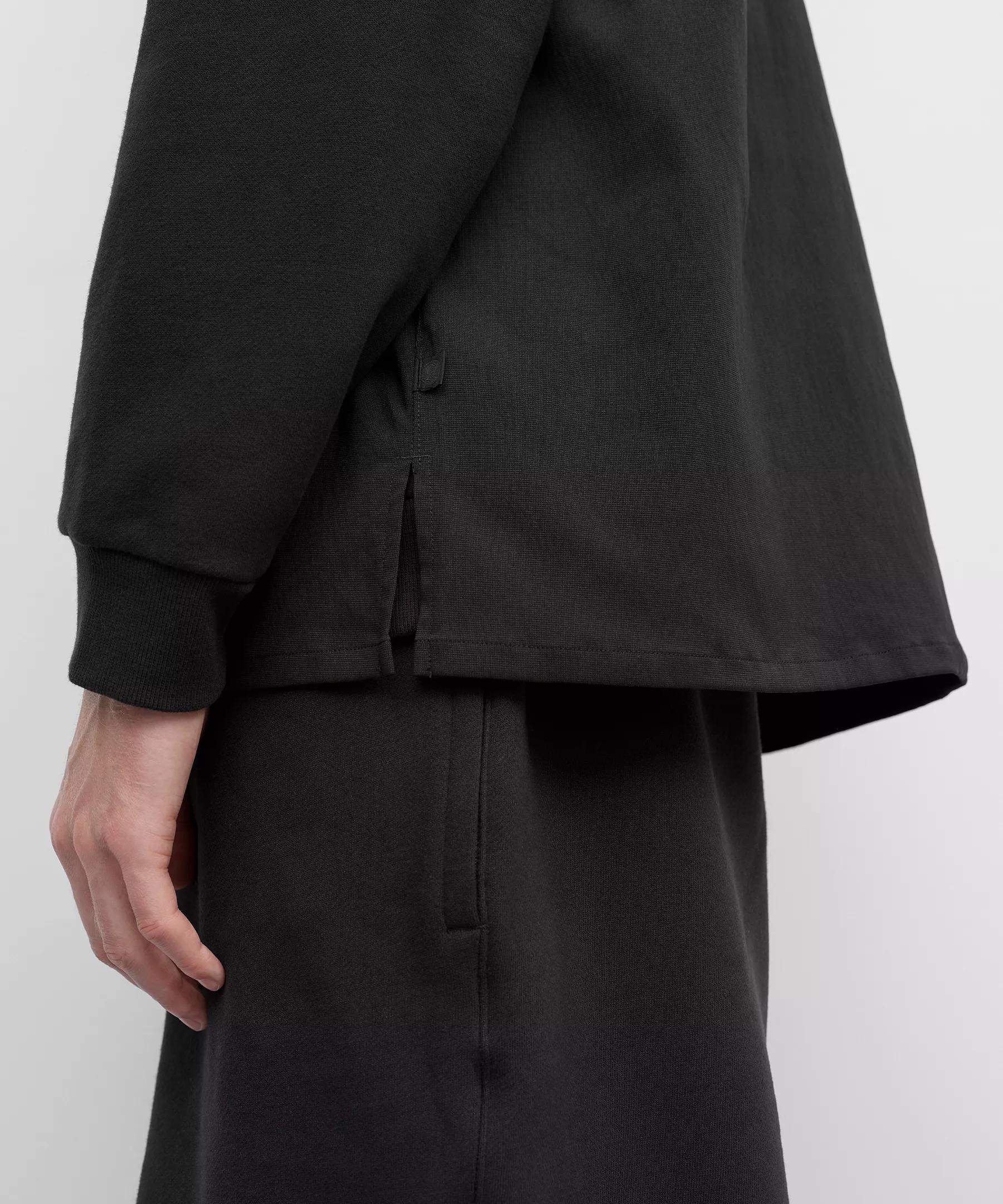 Relaxed-Fit Short Sleeve Button-Up Shirt Product Image