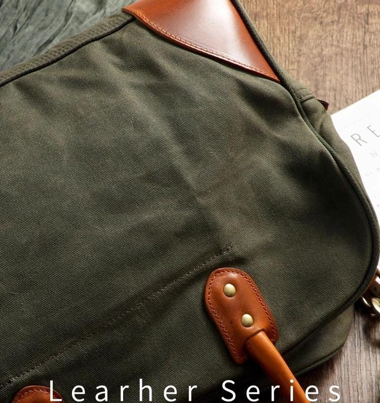 Plain Travel Bag Product Image