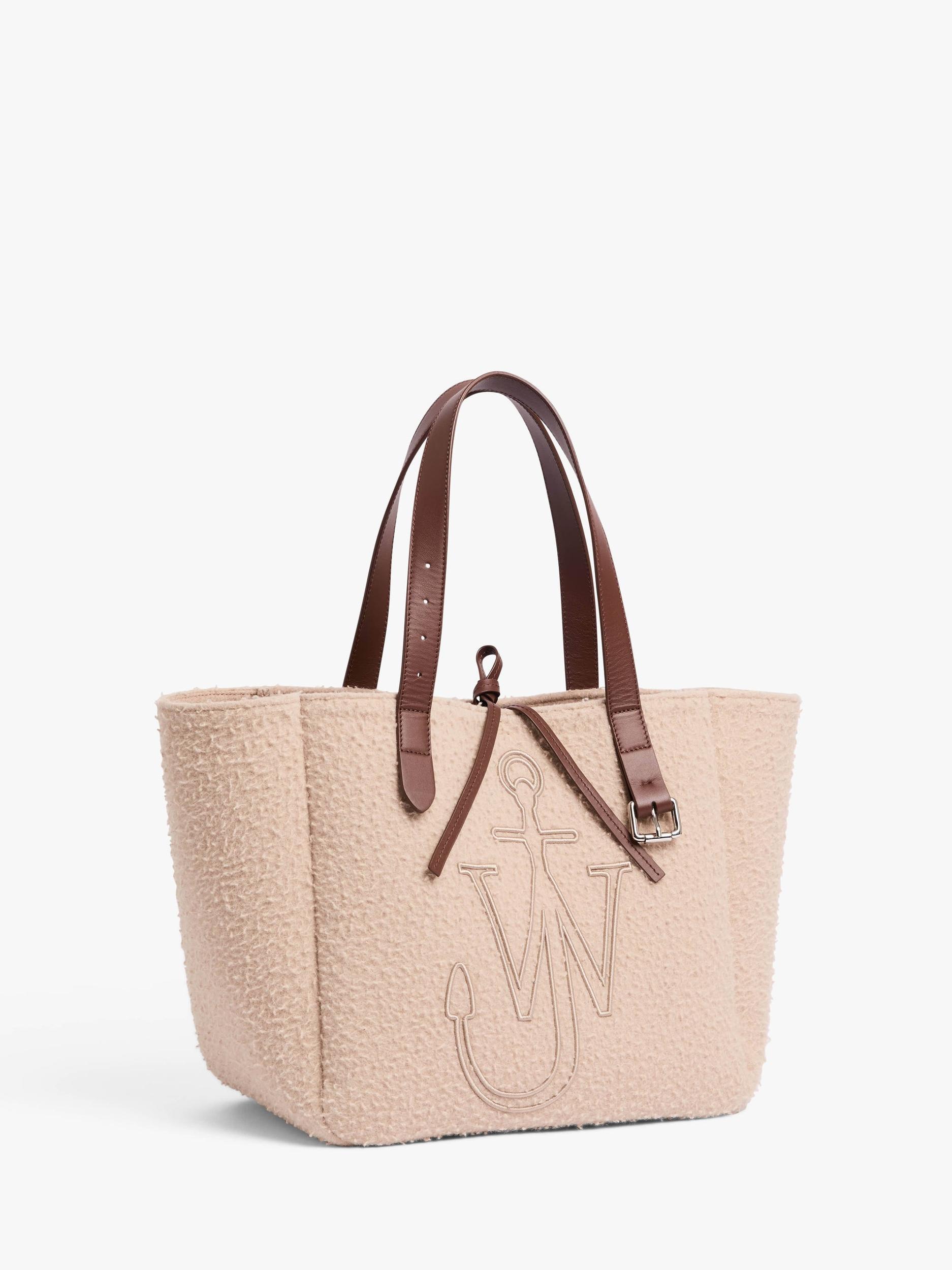 BELT TOTE Product Image