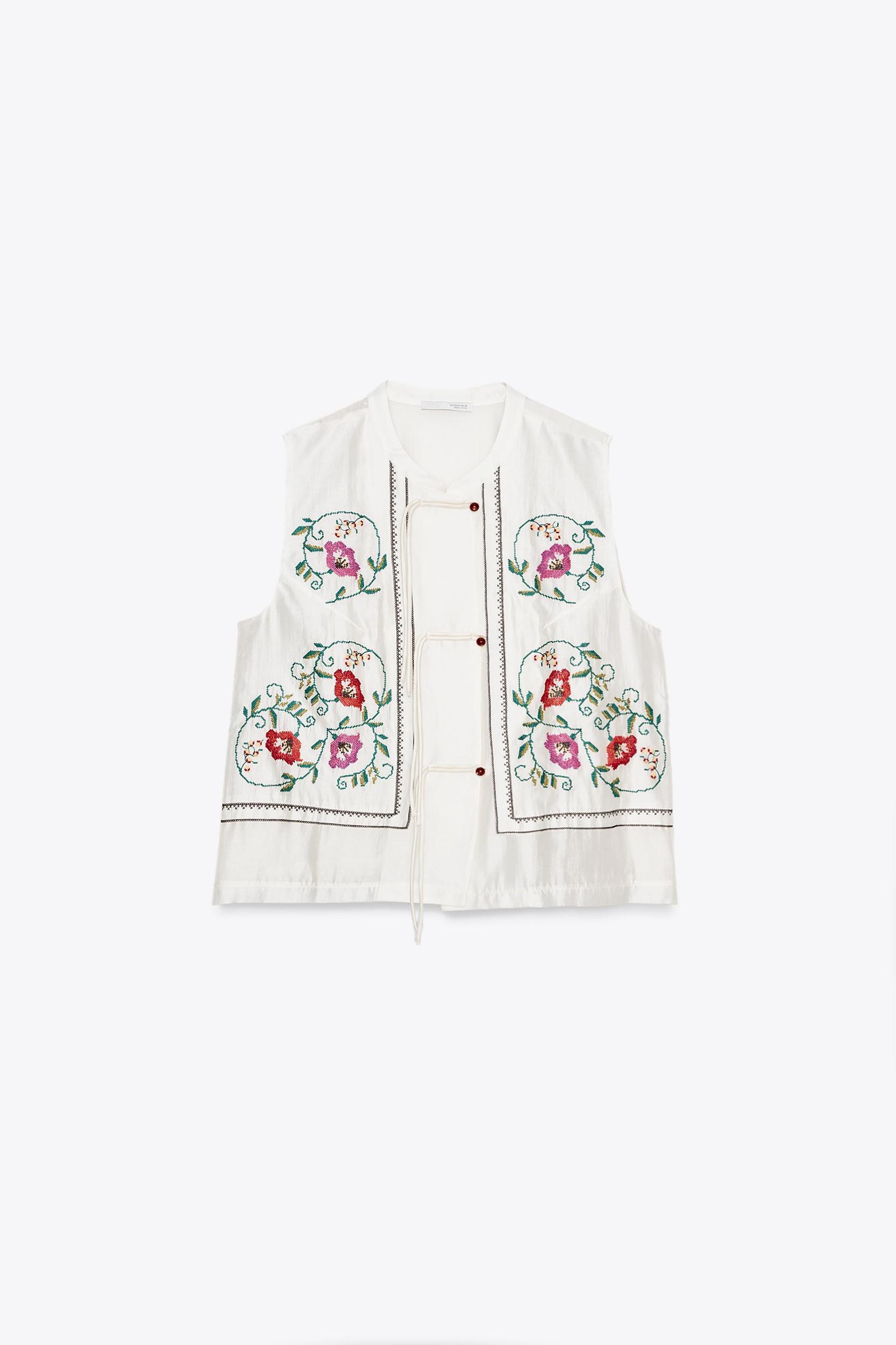 FLORAL EMBROIDERED TOP Product Image