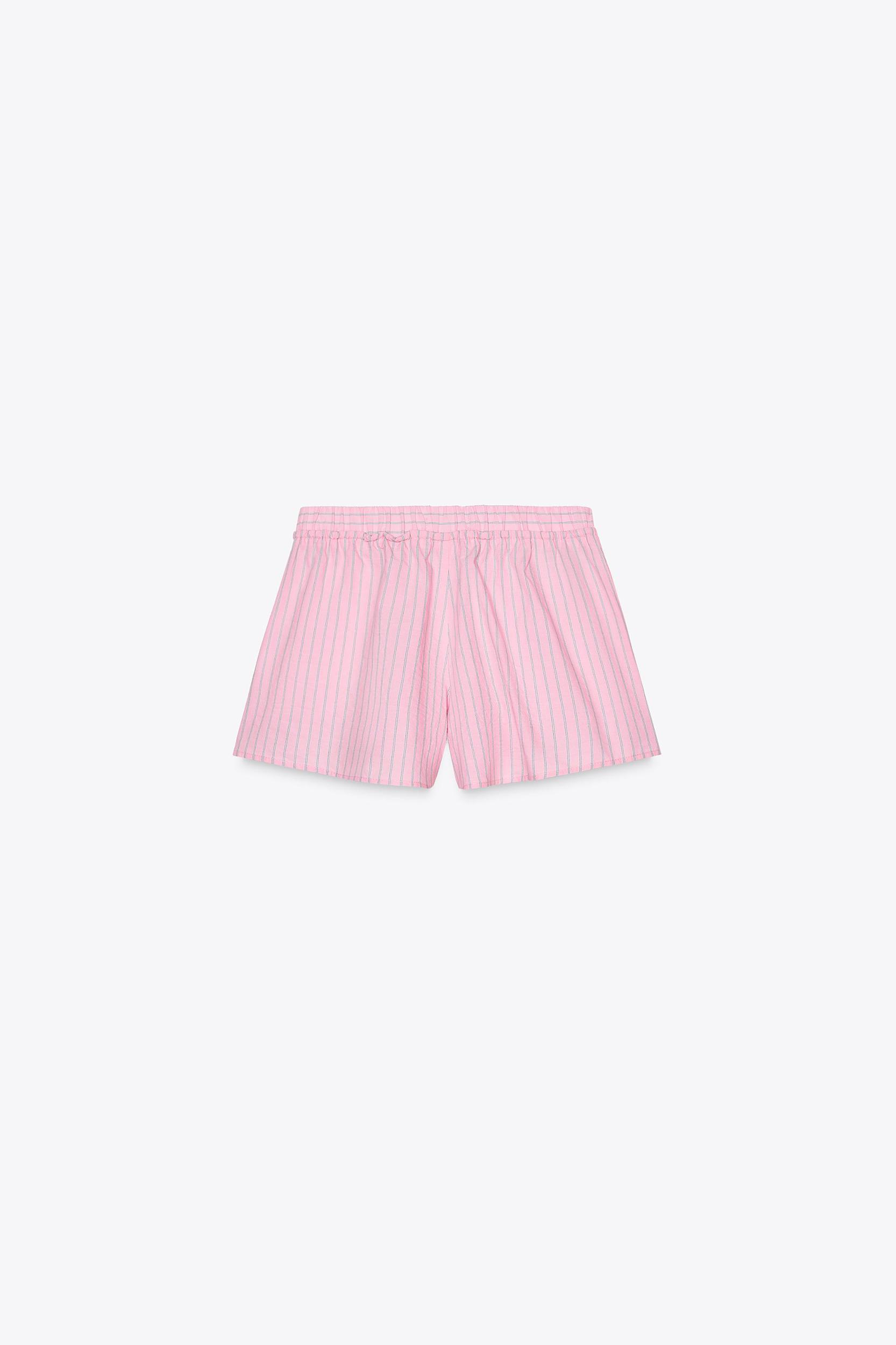 STRIPED SHORTS Product Image