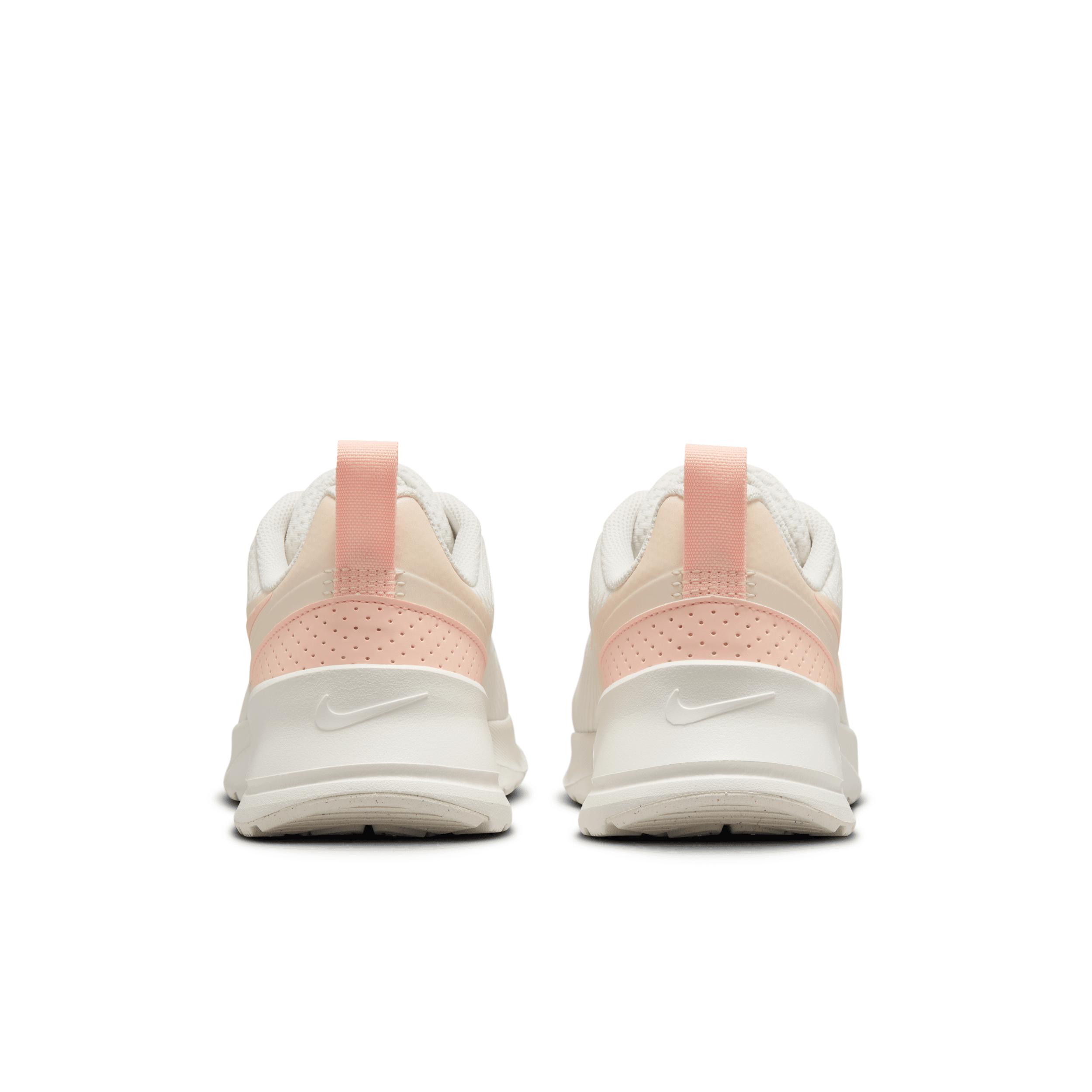 Nike Women's Air Max Nuaxis Shoes Product Image