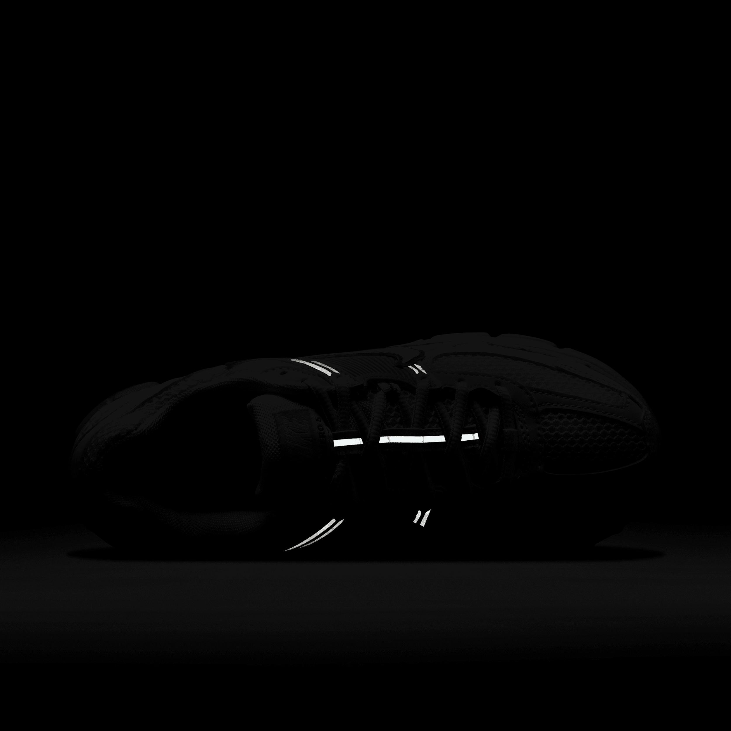 Nike Womens Zoom Vomero 5 Shoes with Reflective Accents | FJ2028-104 Product Image