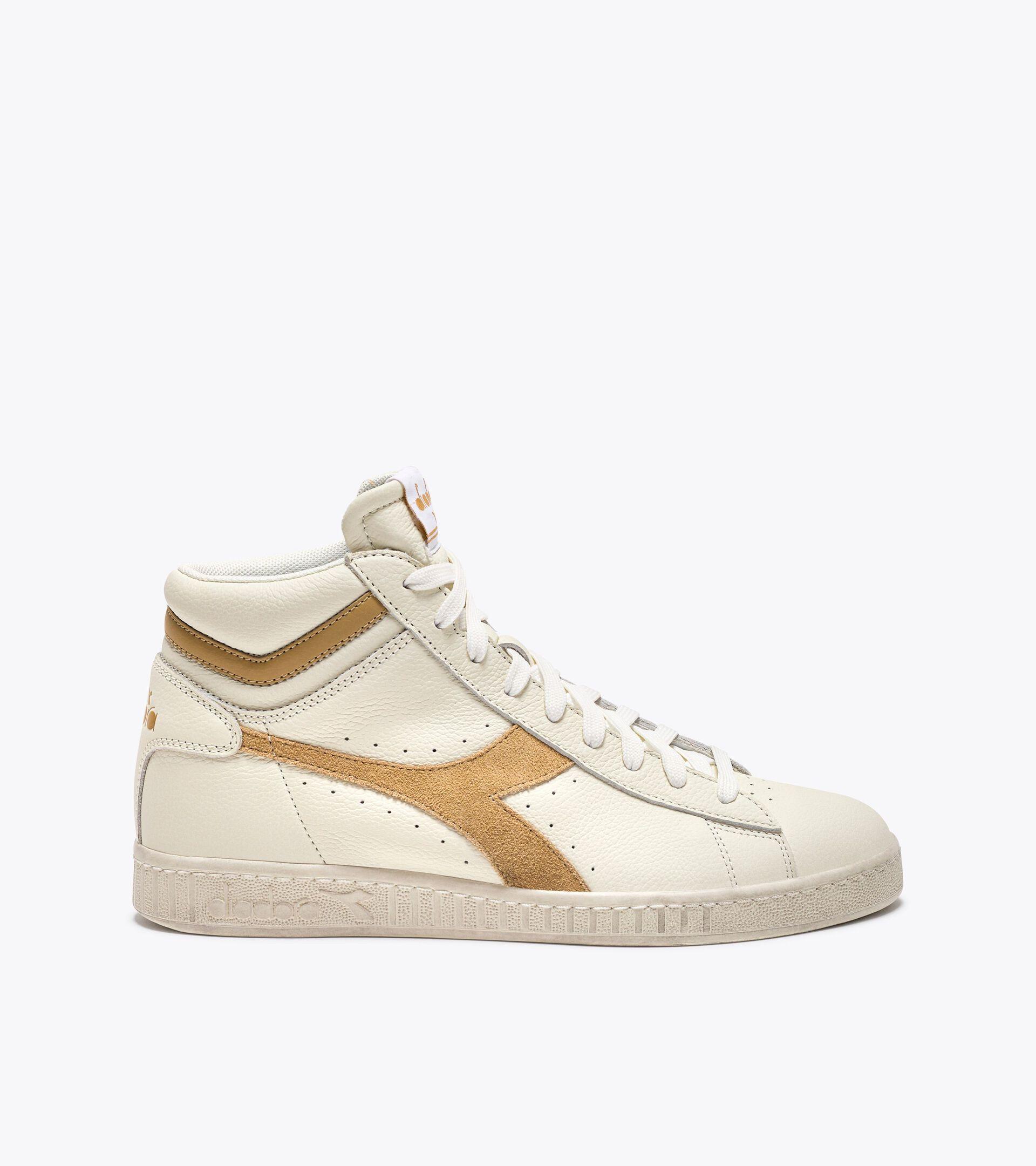 GAME L HIGH WAXED SUEDE POP Product Image