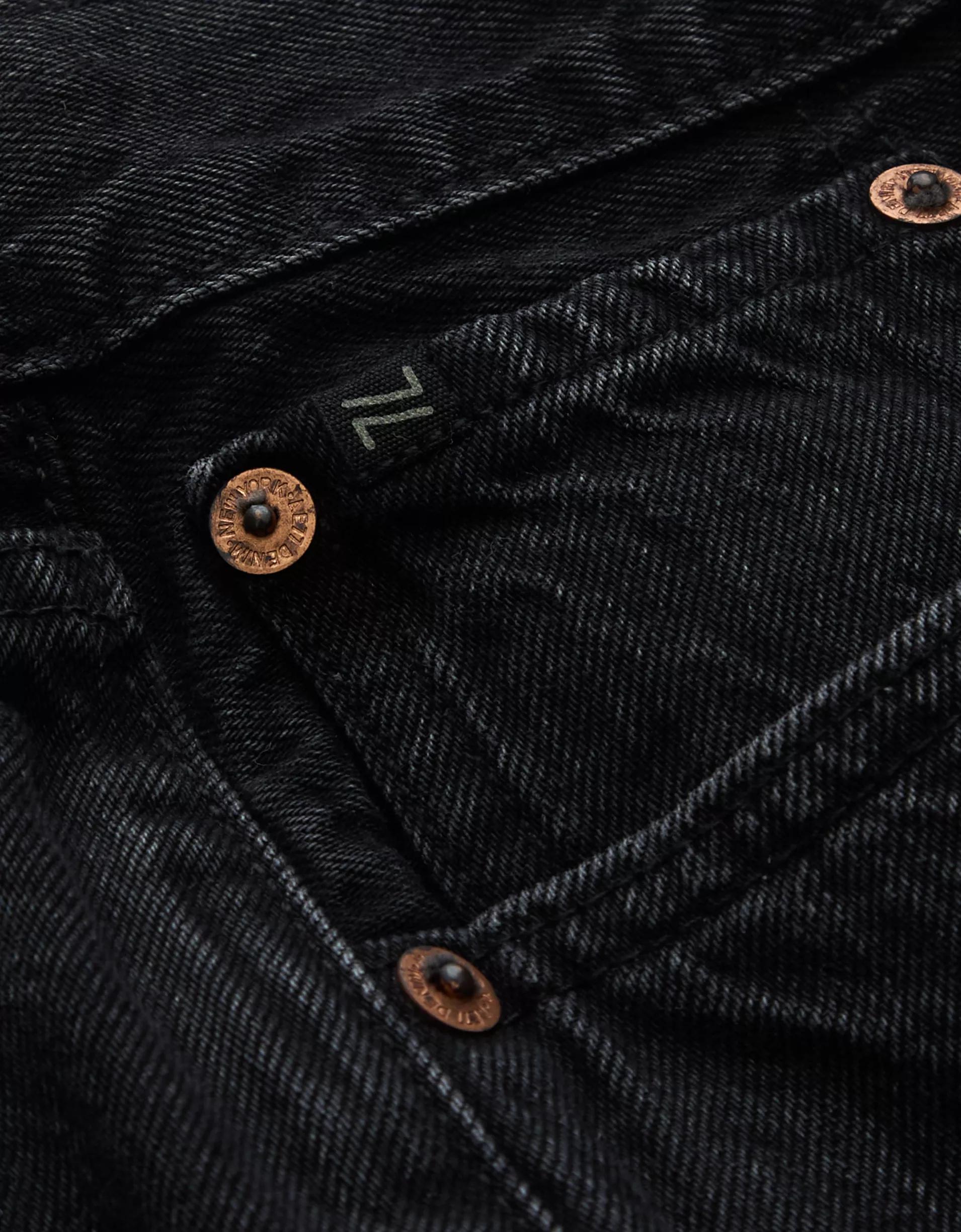 AE77 Premium Stovepipe Jean Product Image