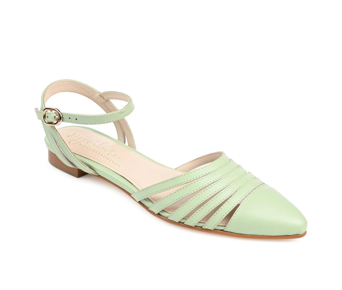 Women's Journee Signature Dexie Flats Product Image