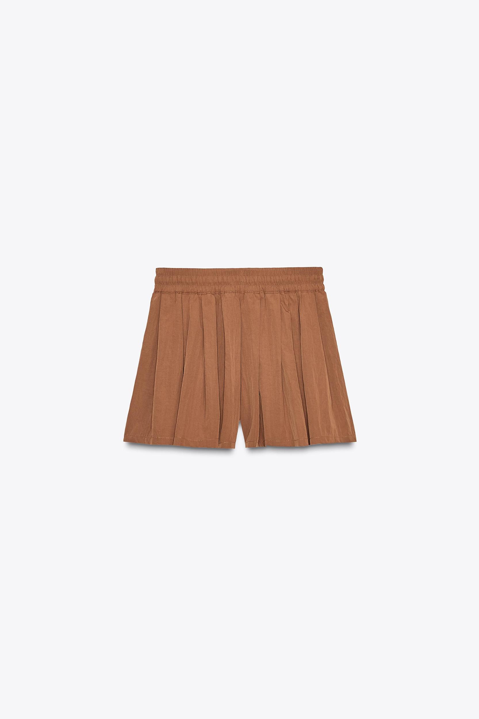 ELASTIC WAIST SHORTS Product Image