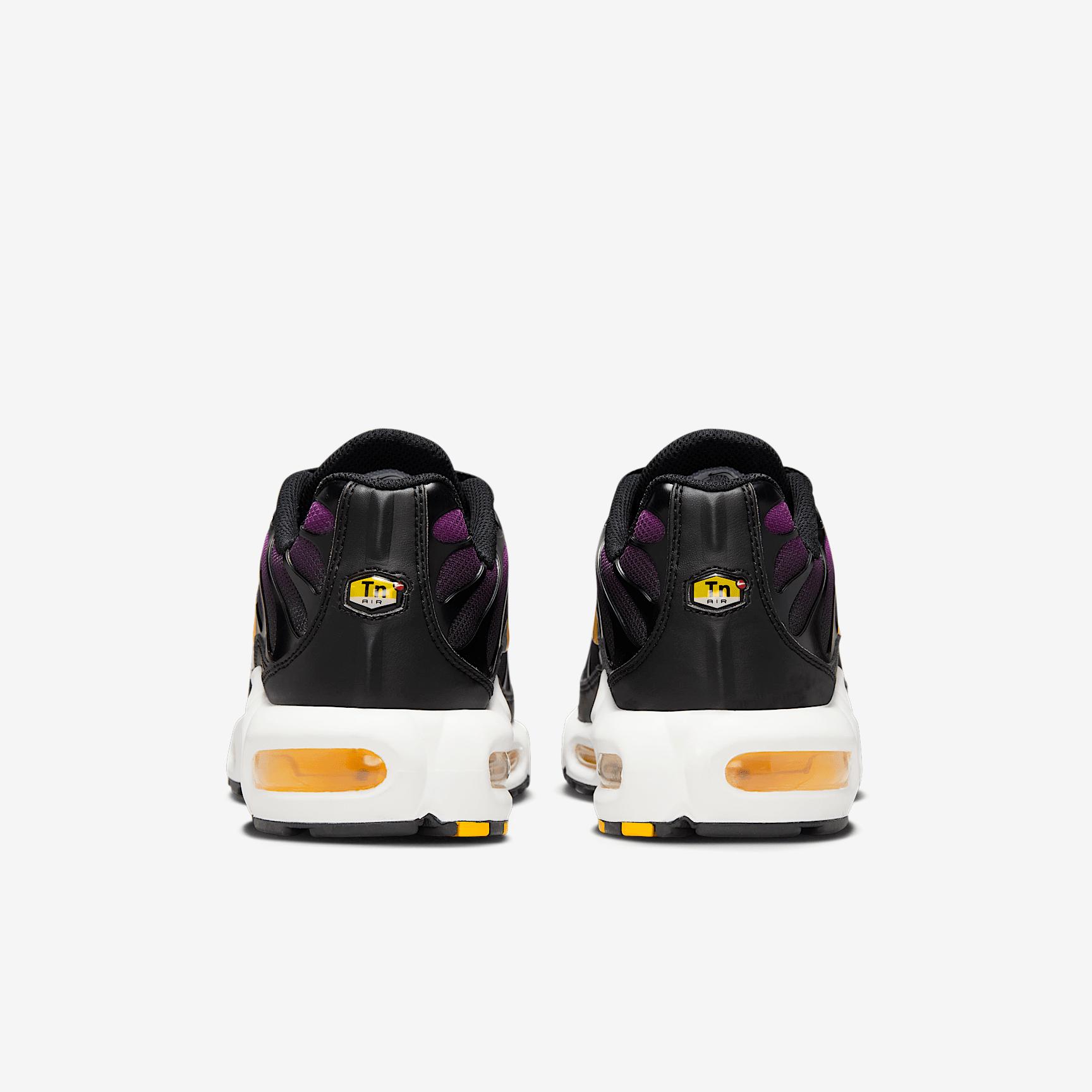 Nike Women's Air Max Plus Shoes Product Image