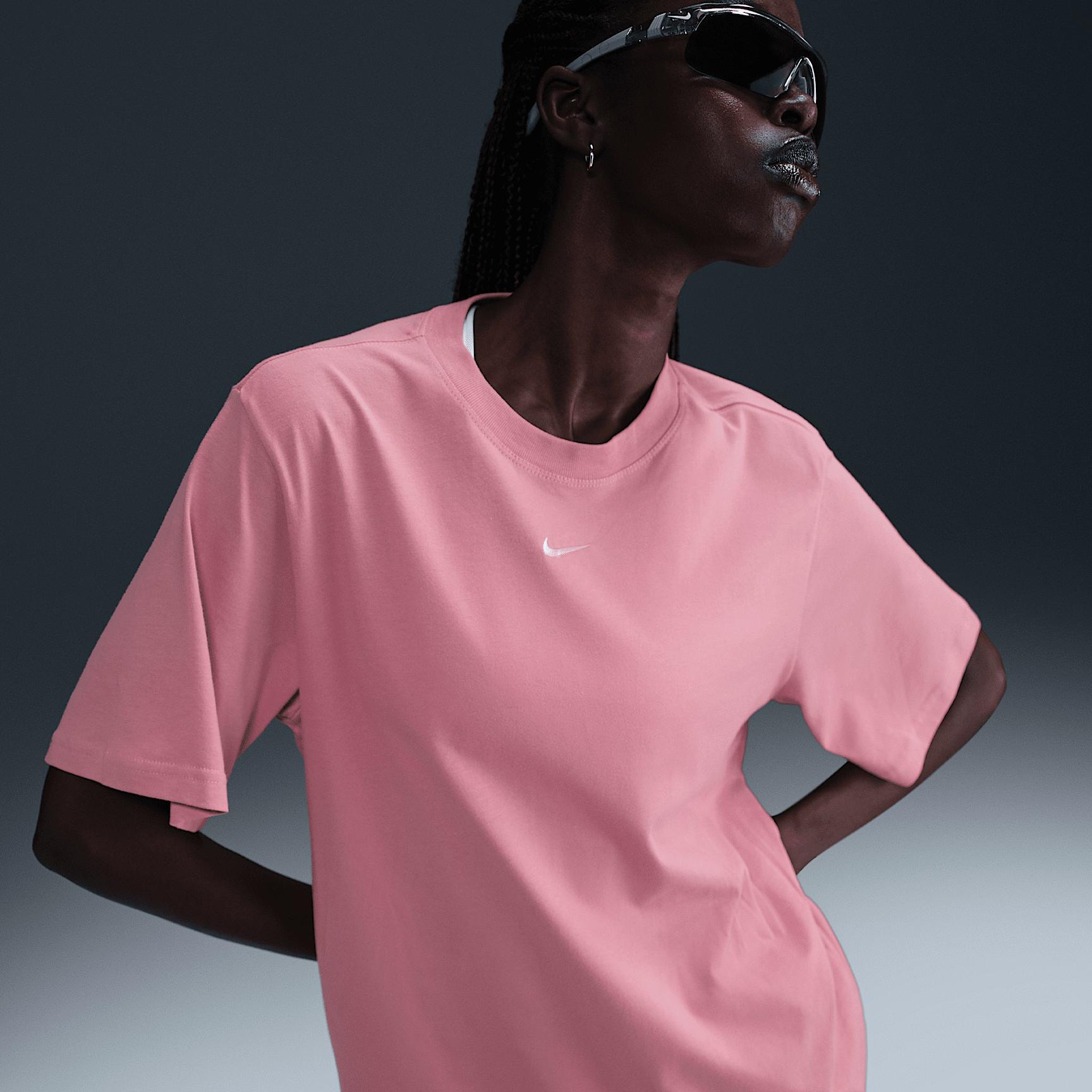 Nike Sportswear Essential Women's T-Shirt Product Image