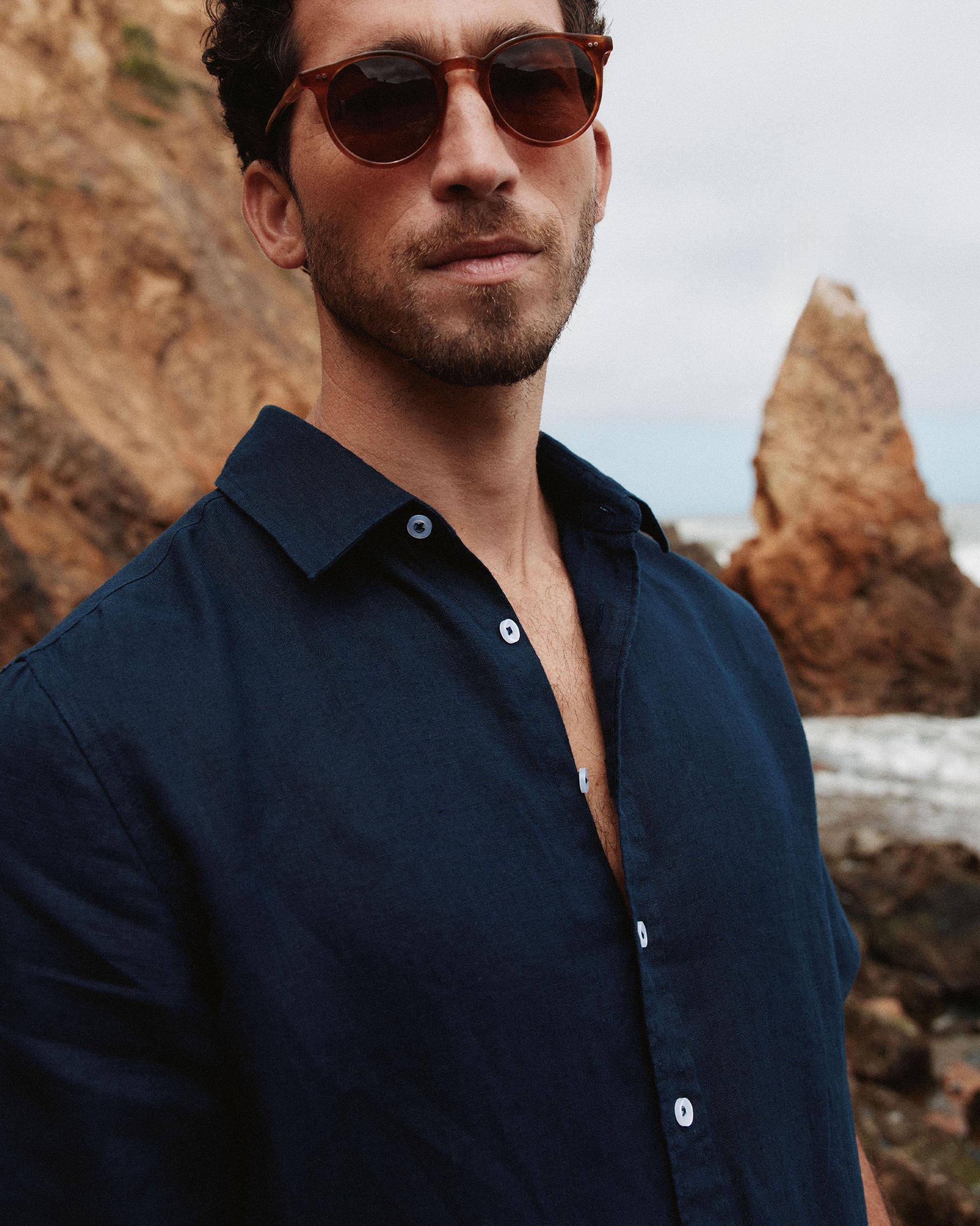 Quince | Men's 100% European Linen Relaxed Short Sleeve Shirt Product Image